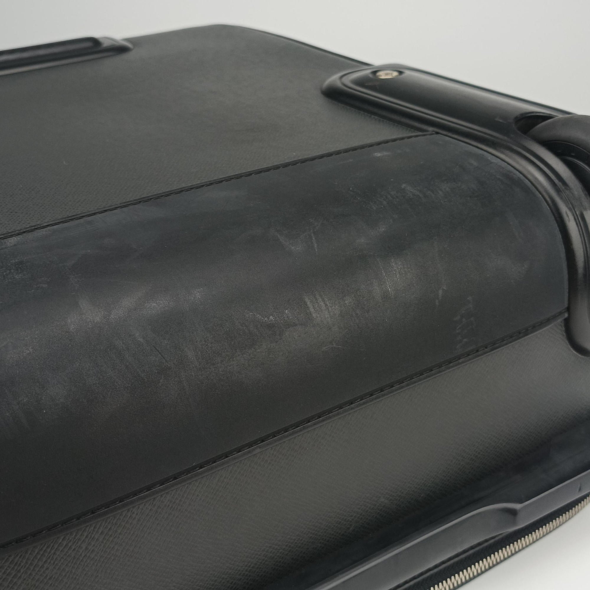 Secondhand Louis Vuitton Pegase 45 ARDOISE Taiga Leather M23302 suitcase | stylenewstar