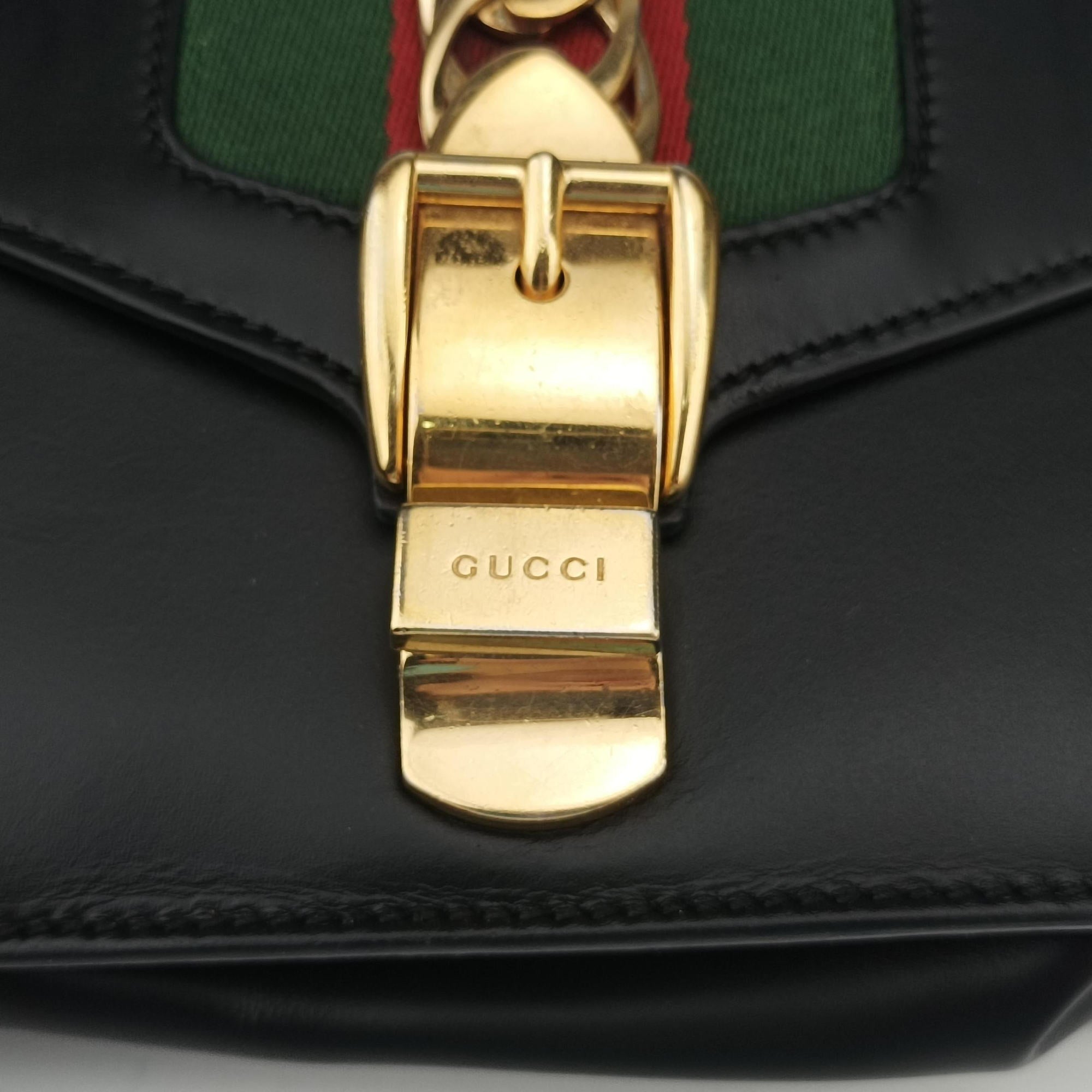 Pre-owned Gucci Sylvie Black×red×green Leather 431666 shoulderbag | stylenewstar