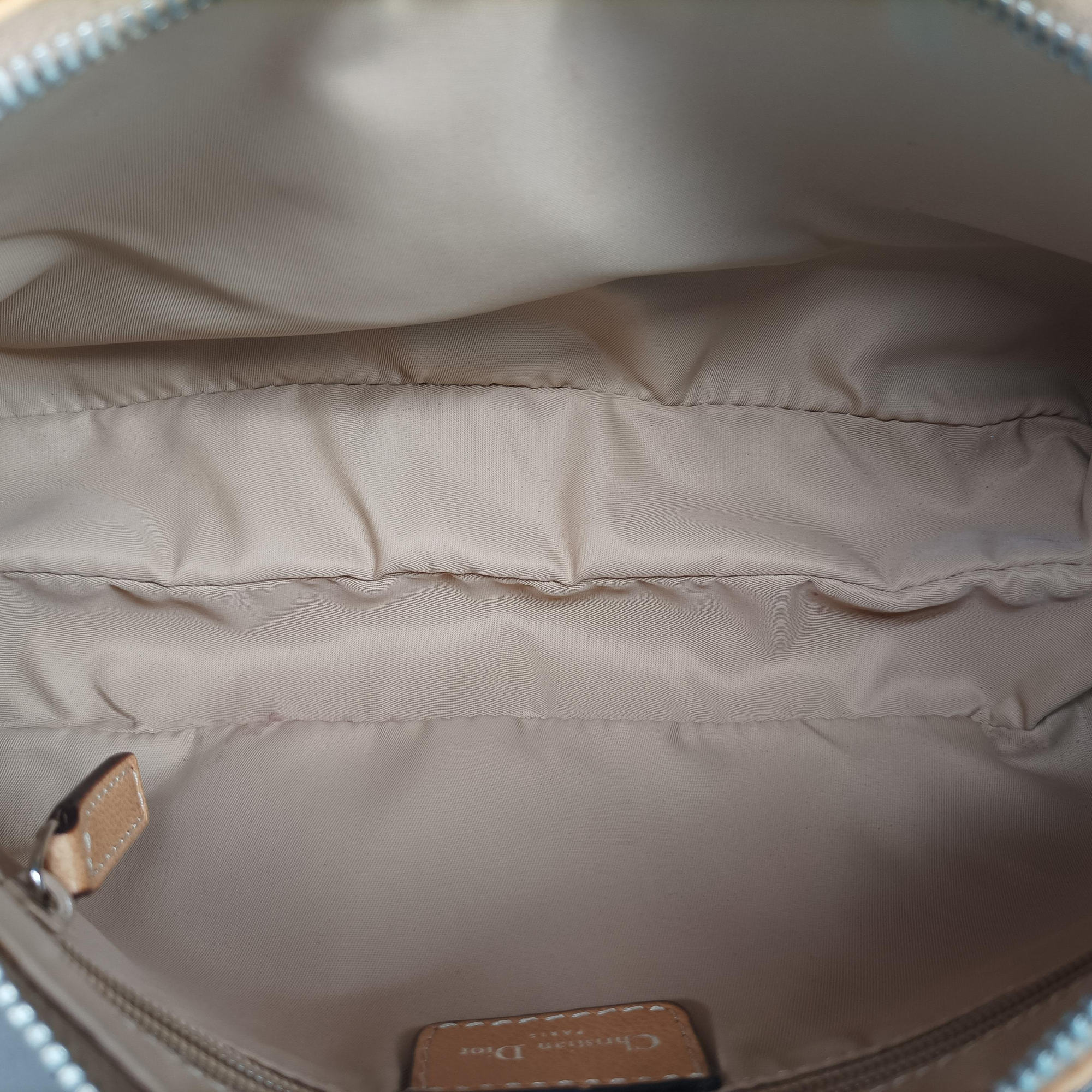 Pre-owned Christian Dior Street Chic Camel Canvas × Leather  handbag | stylenewstar