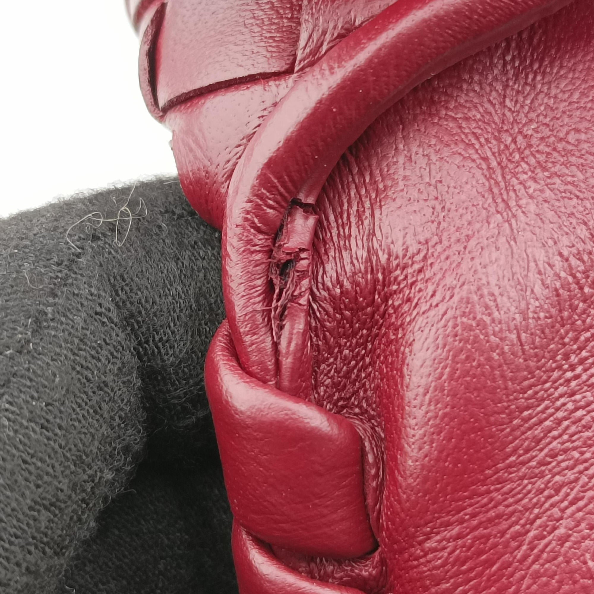 Pre-owned Bottega Veneta Intrecciato Olimpia Burgundy lambskin  shoulderbag | stylenewstar