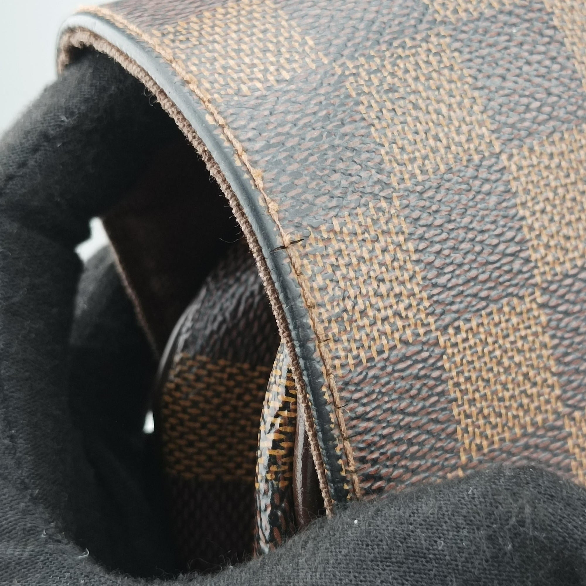 Secondhand Louis Vuitton SHELTON EBENE Damier Canvas N41149 shoulderbag | stylenewstar