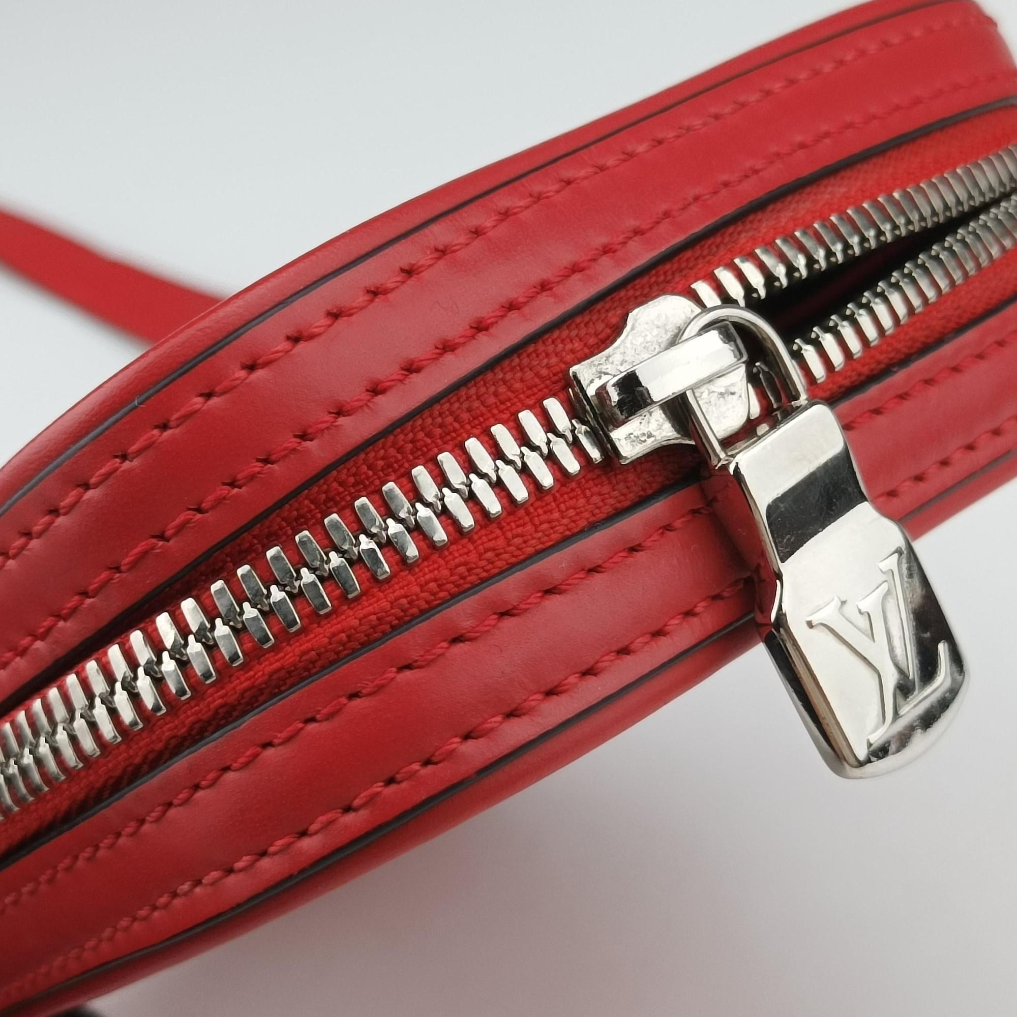 Pre-owned Louis Vuitton Danube PPM Supreme Collaboration ROUGE×white Epi M53434 shoulderbag | stylenewstar