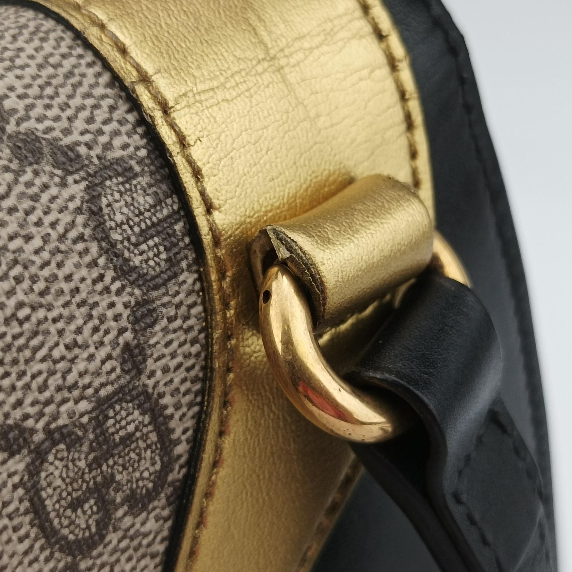 Vintage Gucci Osiride beige×Black×Golden PVC coated canvas×leather 500781 shoulderbag | stylenewstar