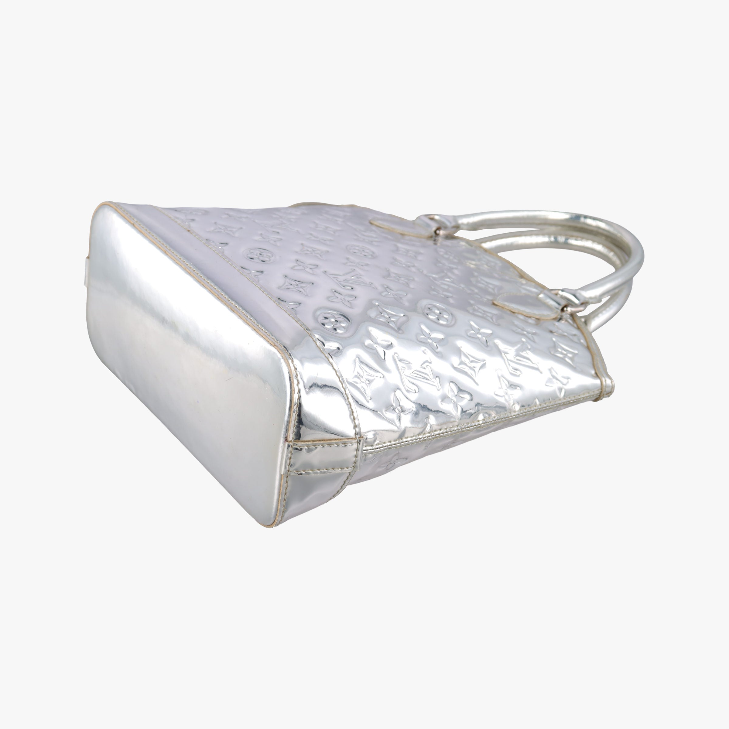Pre-owned Louis Vuitton Lockit Silver Monogram Miroir M95449 handbag | stylenewstar