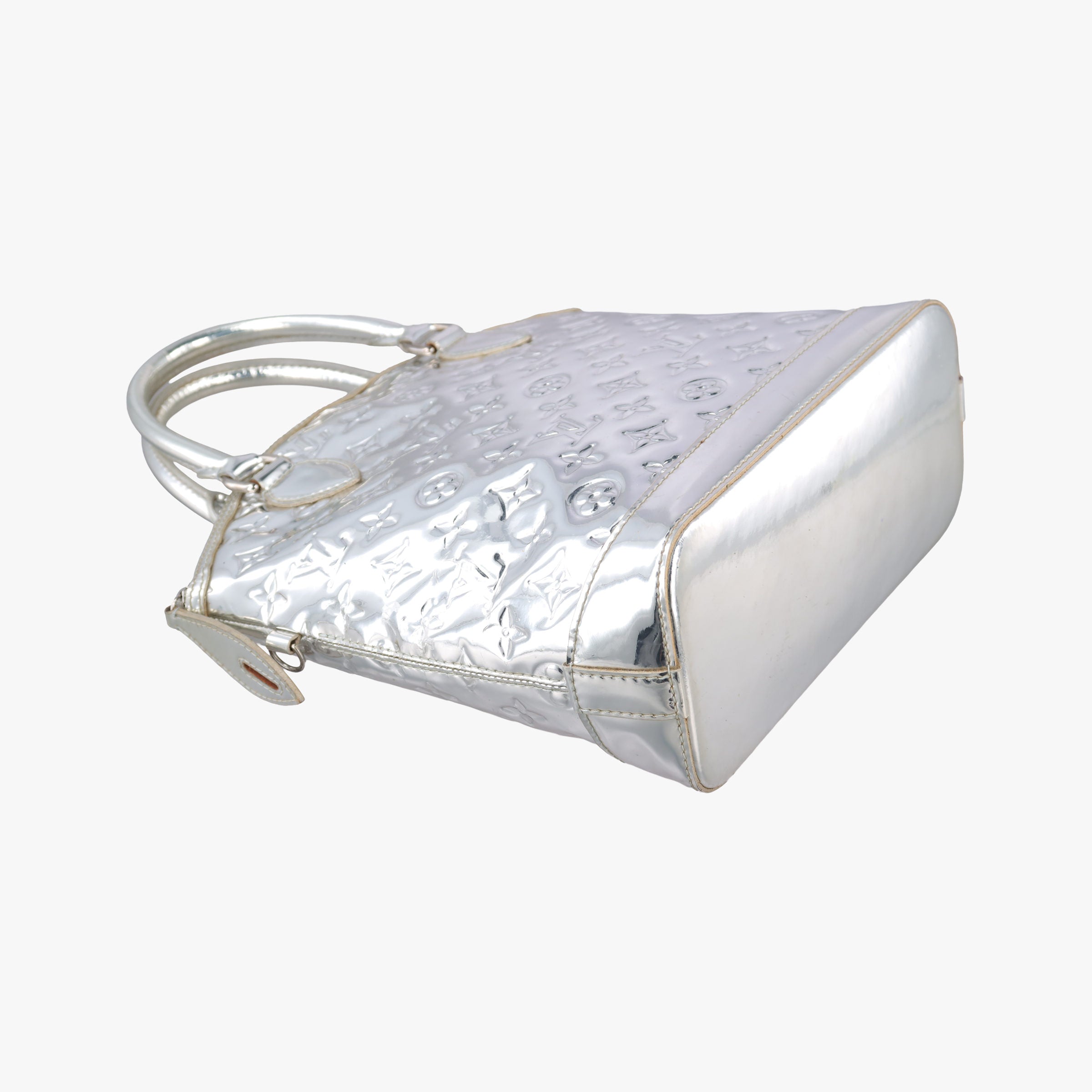 Pre-owned Louis Vuitton Lockit Silver Monogram Miroir M95449 handbag | stylenewstar