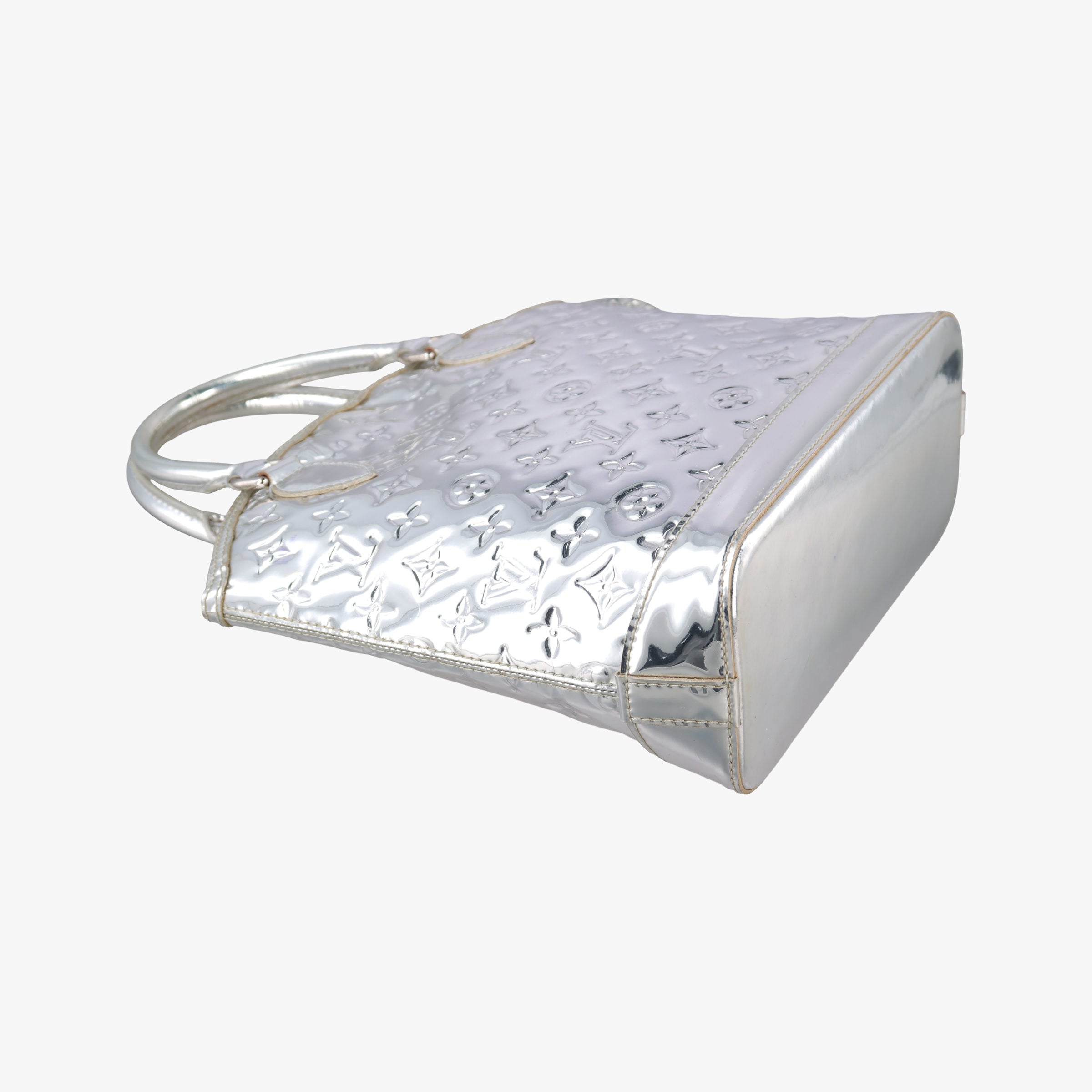 Pre-owned Louis Vuitton Lockit Silver Monogram Miroir M95449 handbag | stylenewstar