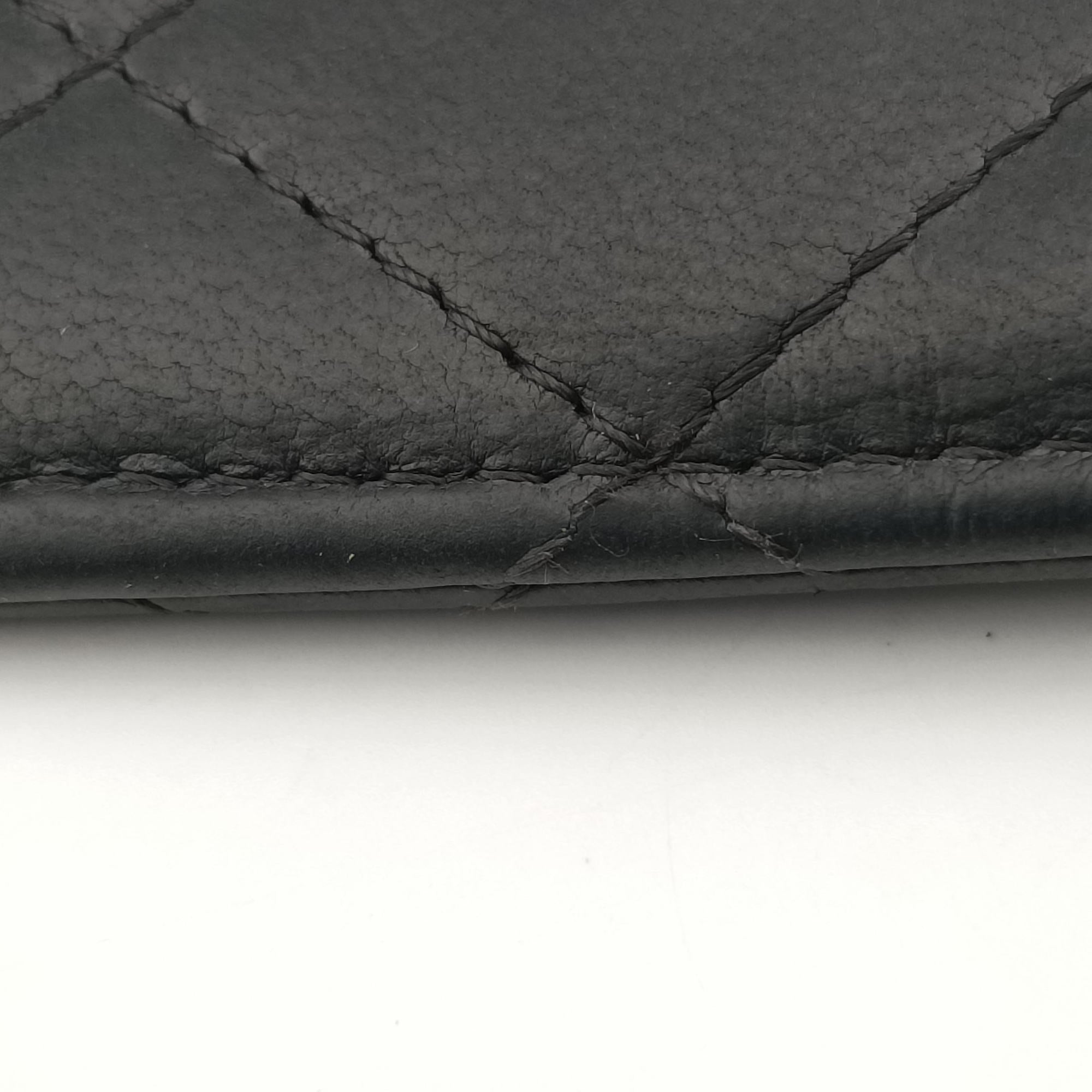Vintage Chanel CC Logo Matelasse Card Case Black lambskin AP0711 shoulderbag | stylenewstar
