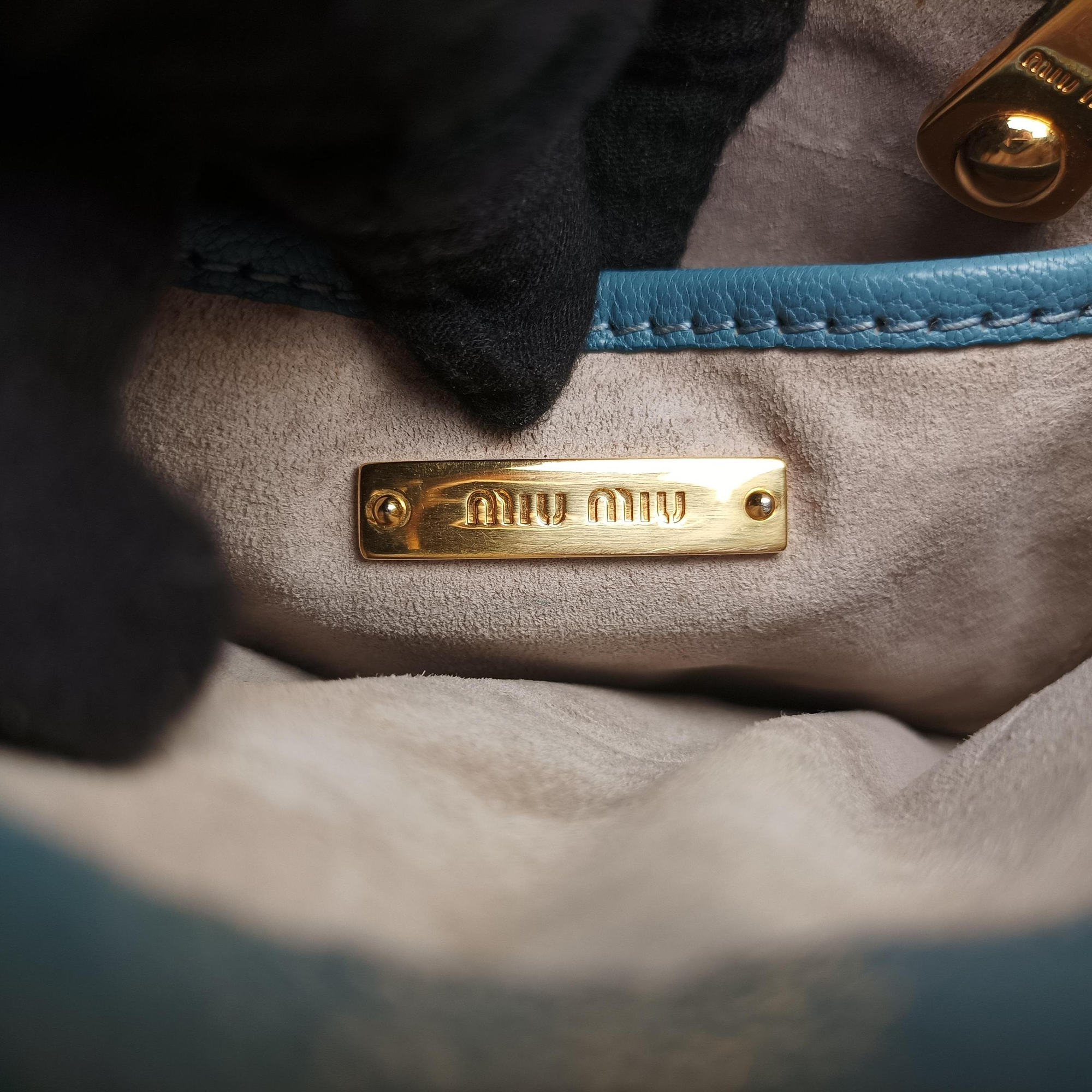 Pre-owned Miu Miu Push-Lock Flap Blue Leather  shoulderbag | stylenewstar