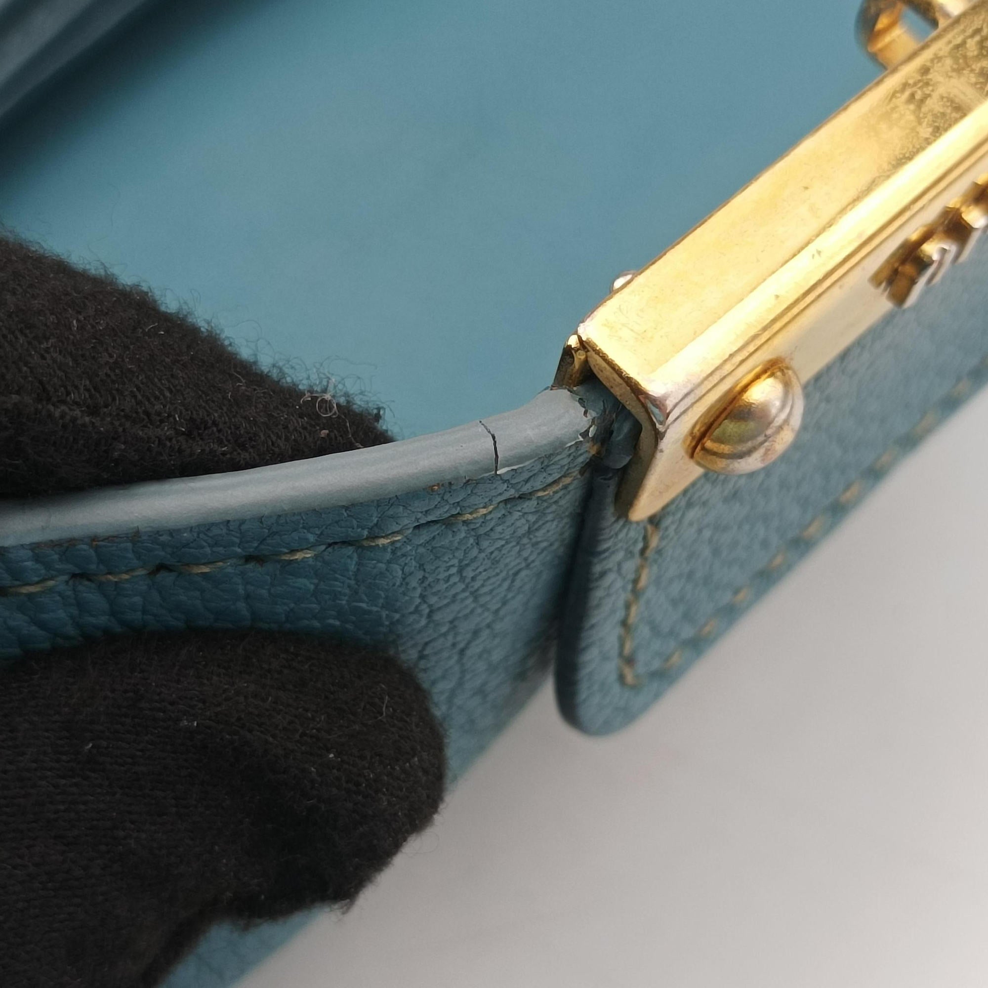 Pre-owned Miu Miu Push-Lock Flap Blue Leather  shoulderbag | stylenewstar