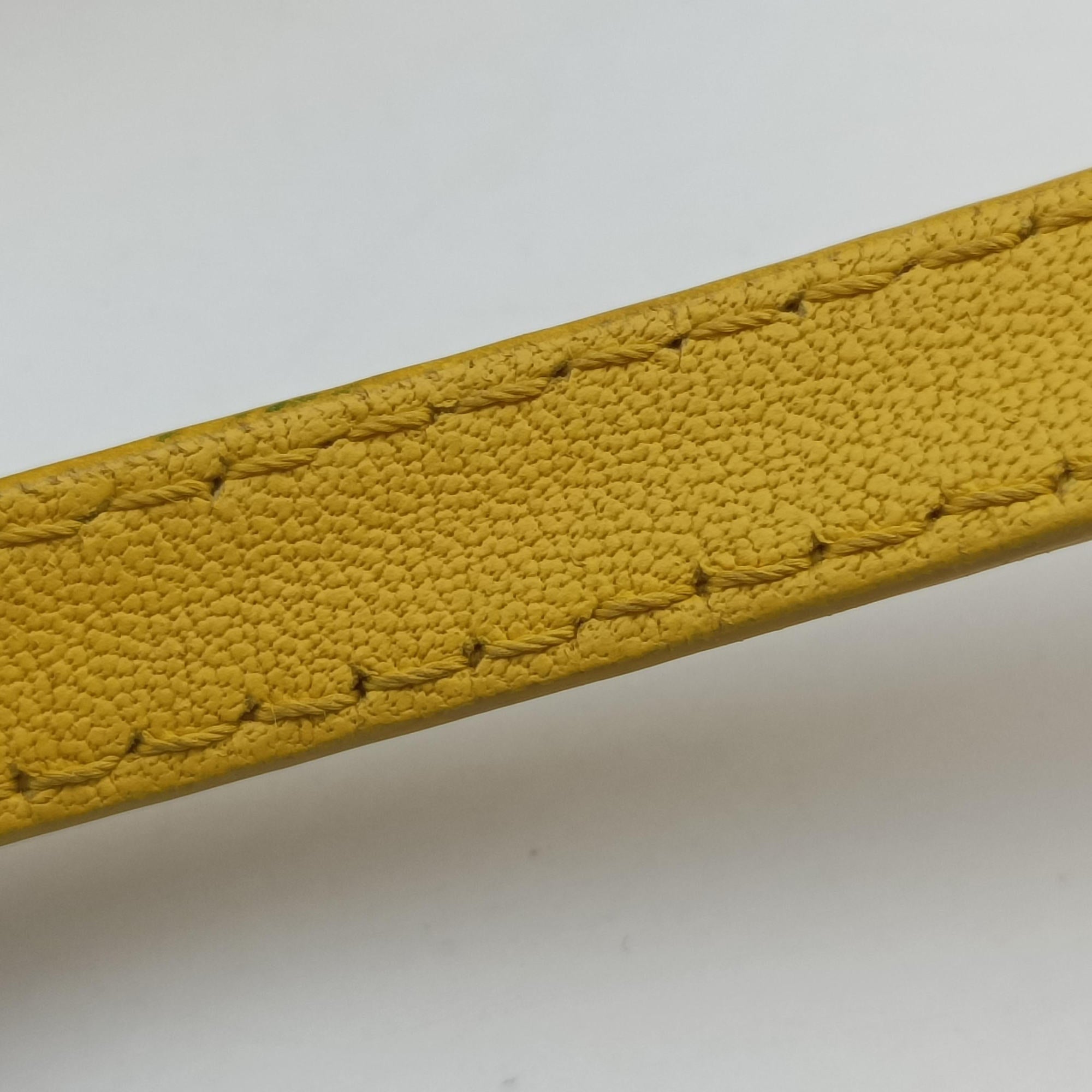 Pre-owned Celine TRIO Yellow Leather  shoulderbag | stylenewstar