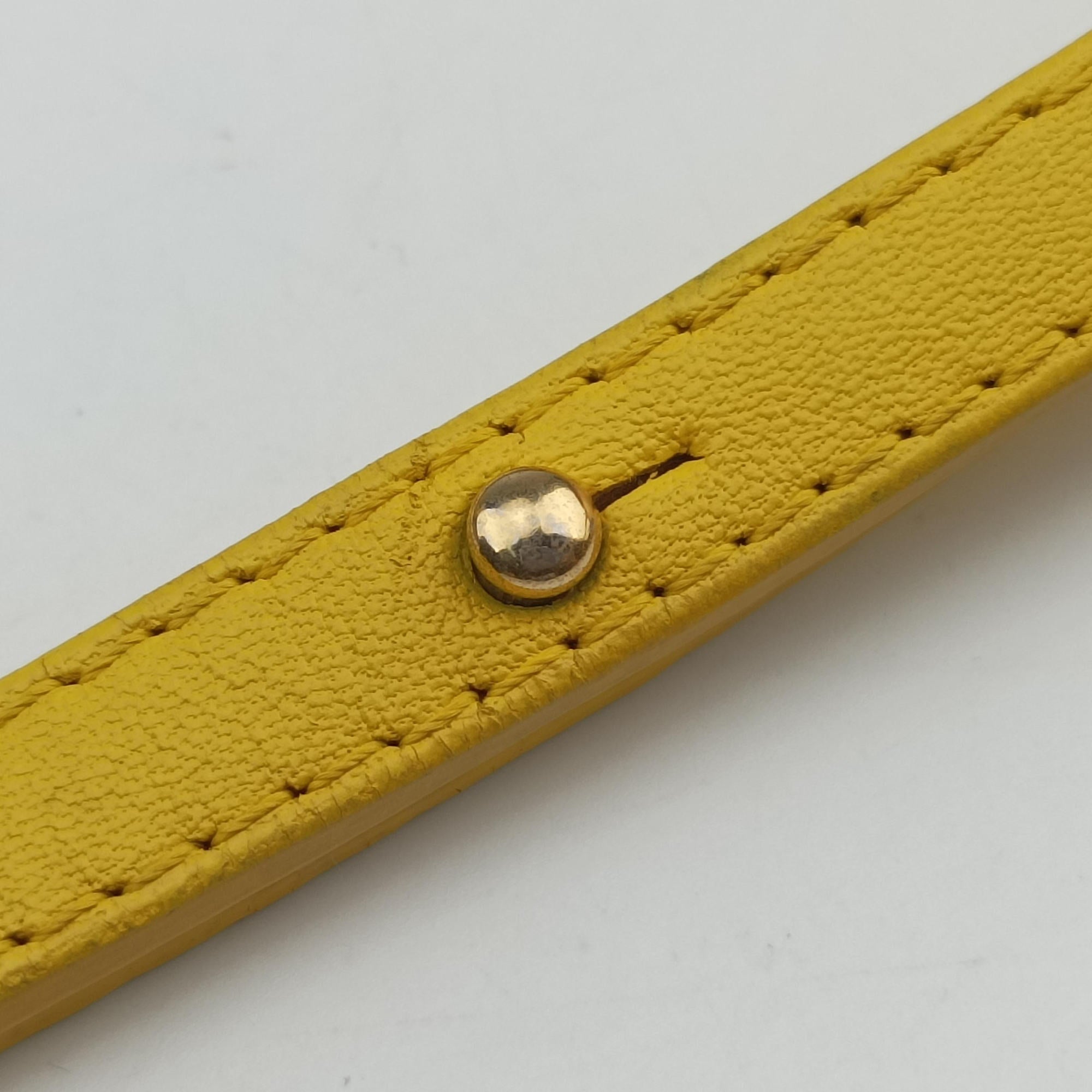 Pre-owned Celine TRIO Yellow Leather  shoulderbag | stylenewstar