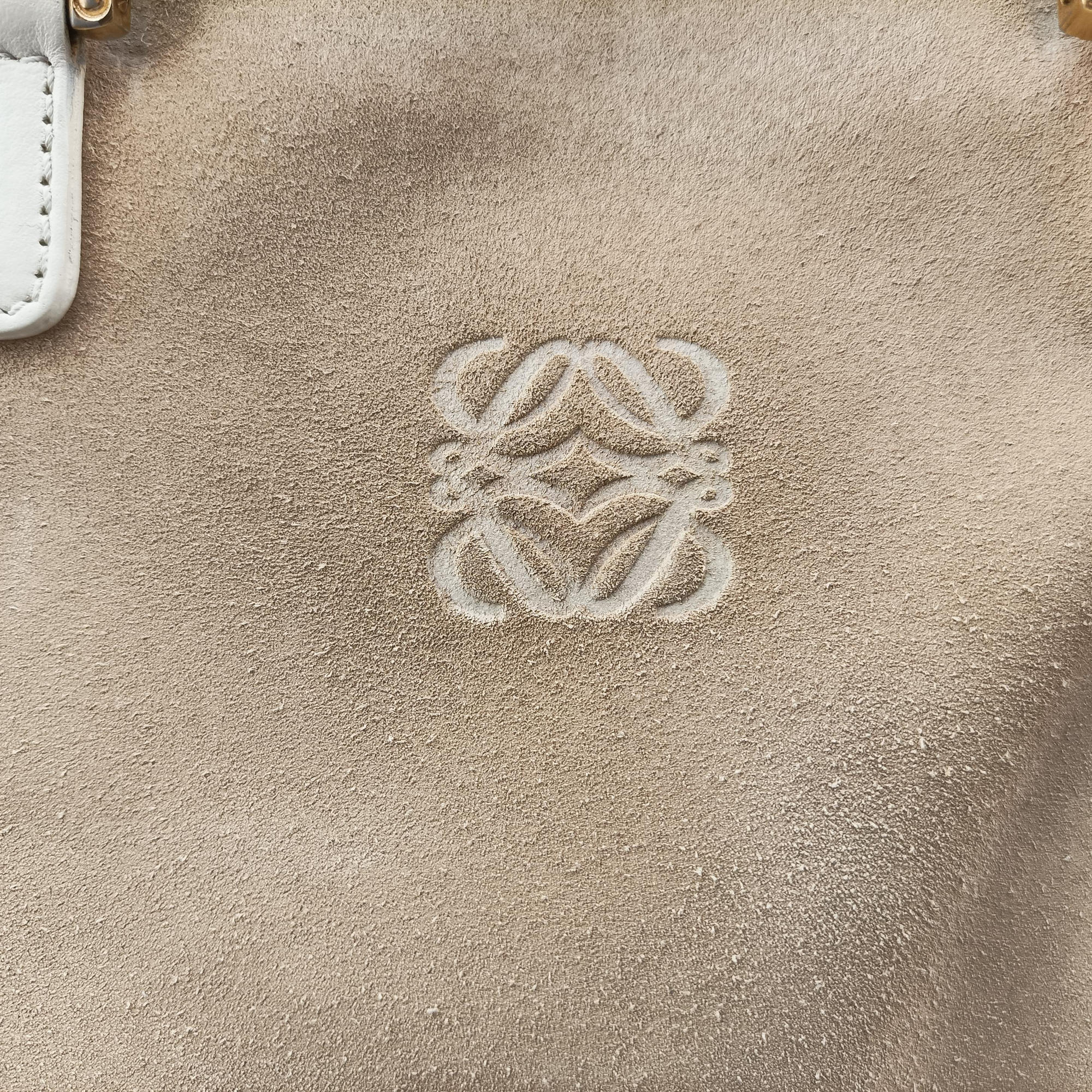 Secondhand Loewe Amazona White×Beige Suede×leather  handbag | stylenewstar