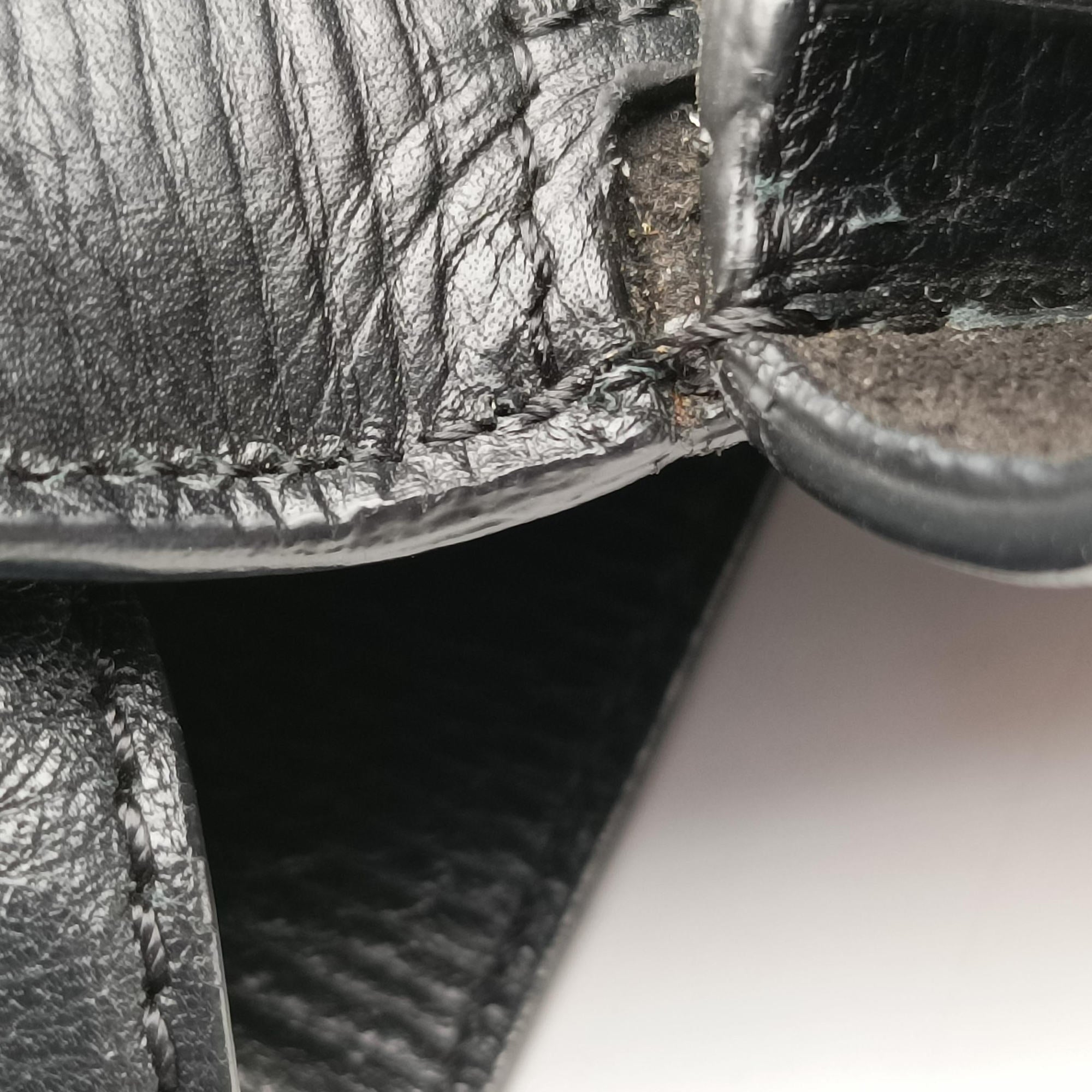 Pre-owned Givenchy Pandora Black Leather  shoulderbag | stylenewstar