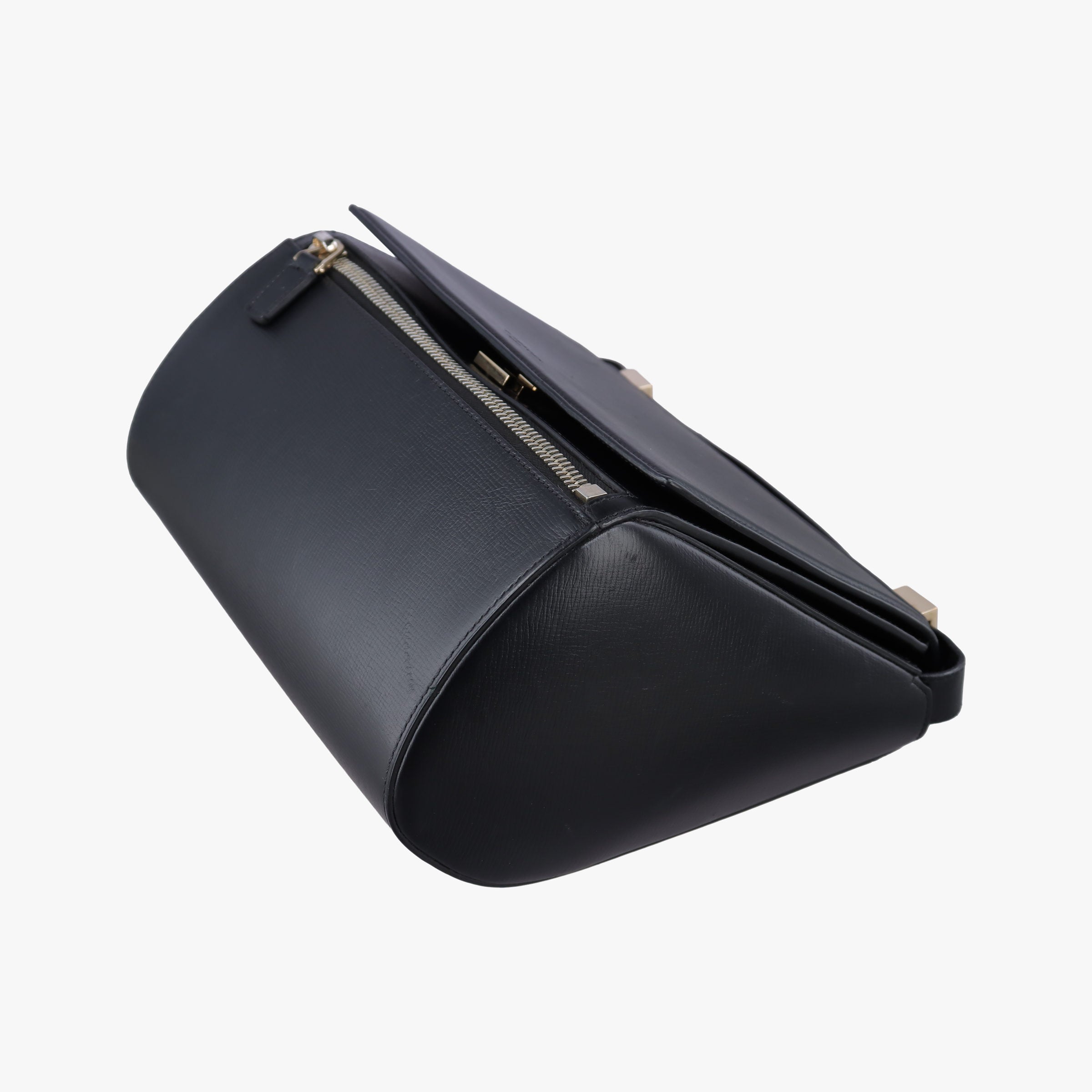 Pre-owned Givenchy Pandora Black Leather  shoulderbag | stylenewstar