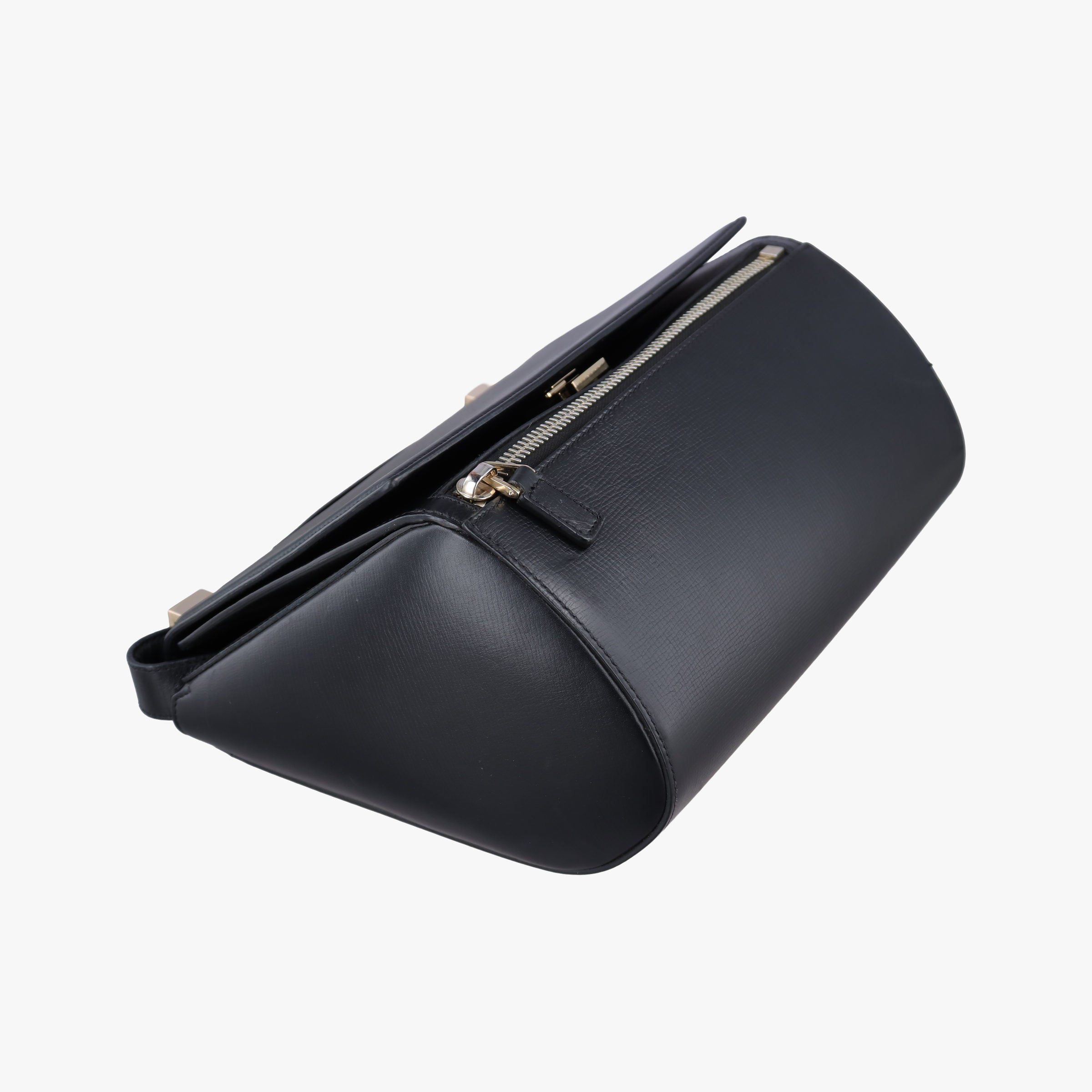 Pre-owned Givenchy Pandora Black Leather  shoulderbag | stylenewstar