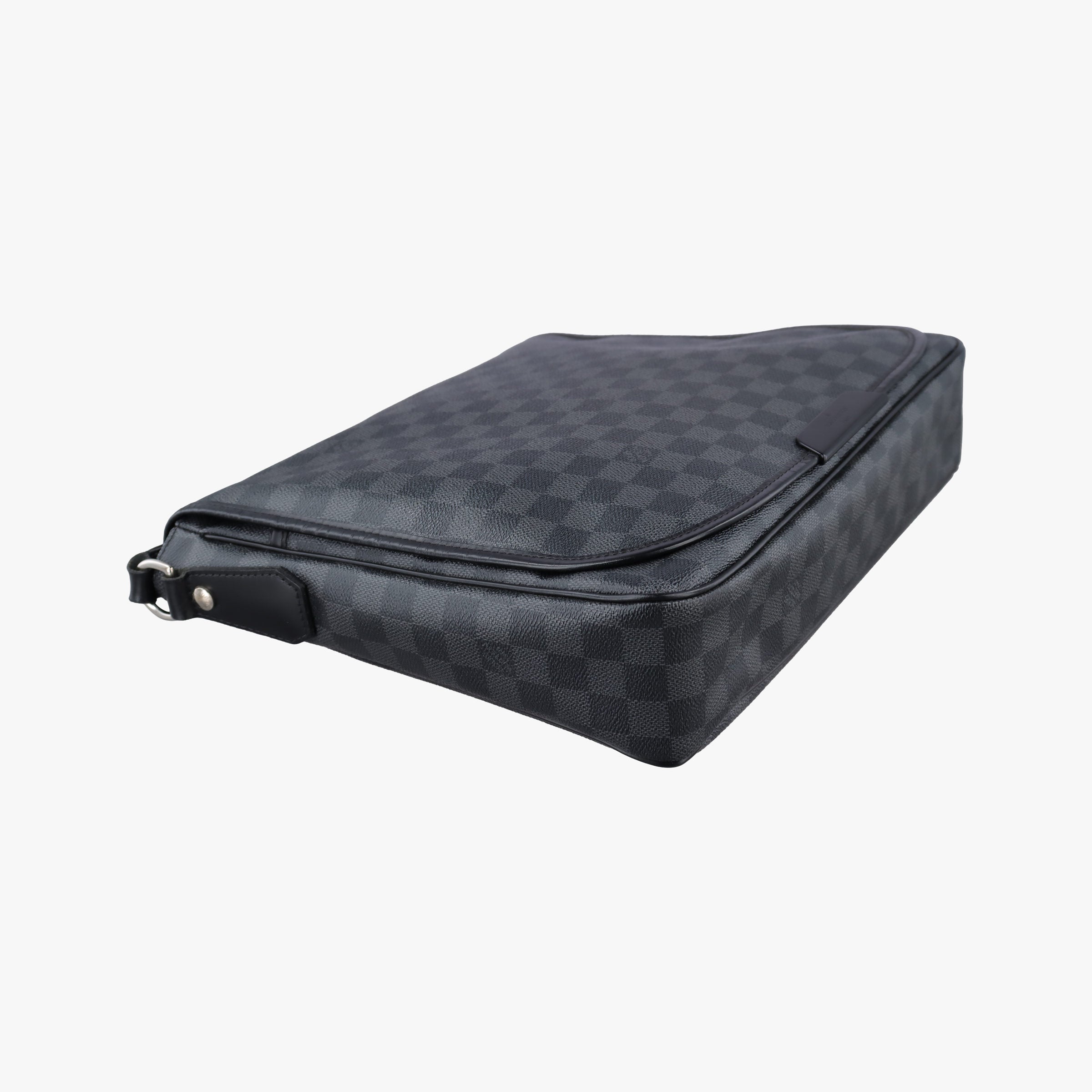 Pre-owned Louis Vuitton DANIEL GM Noir Damier Graphite N58033 shoulderbag | stylenewstar