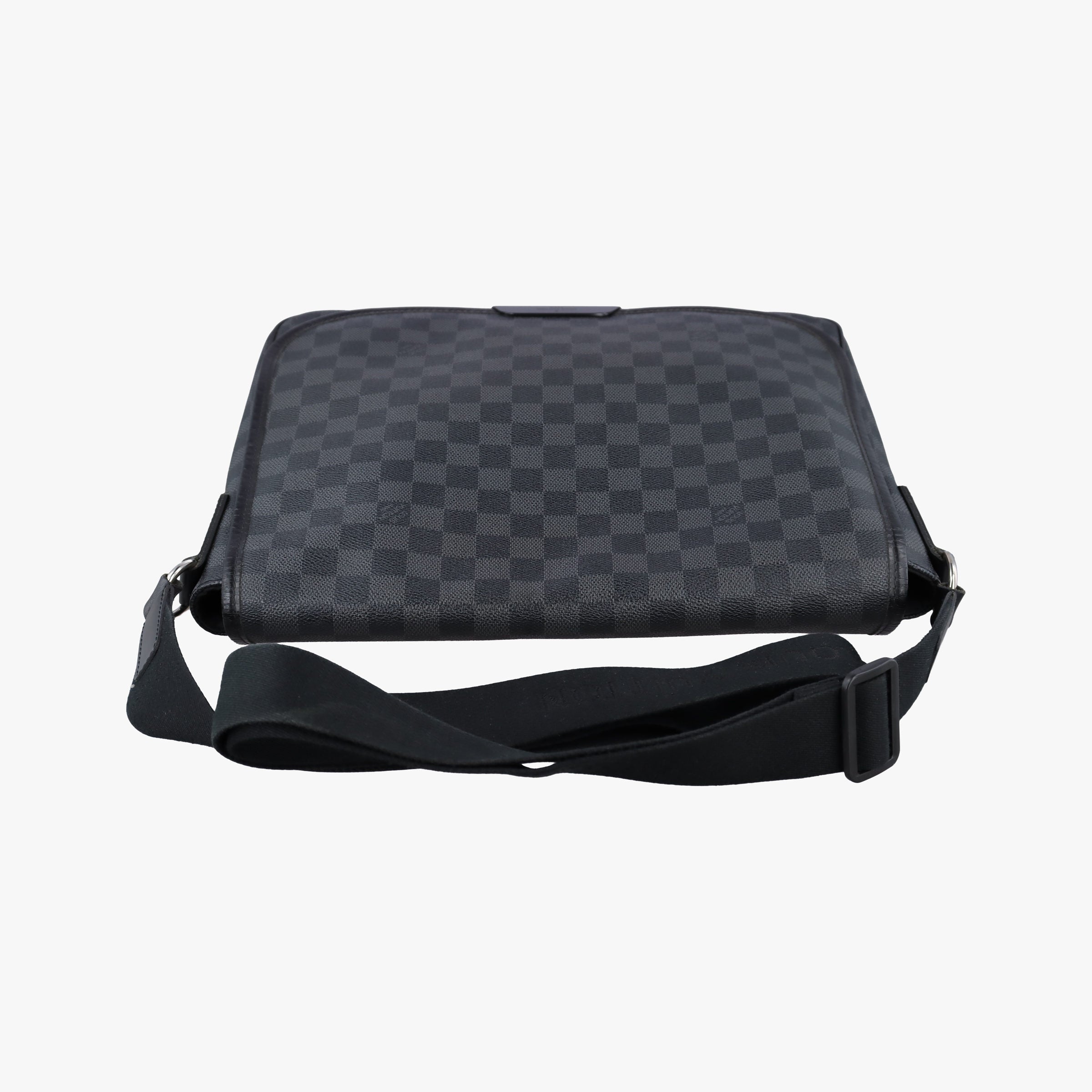 Pre-owned Louis Vuitton DANIEL GM Noir Damier Graphite N58033 shoulderbag | stylenewstar