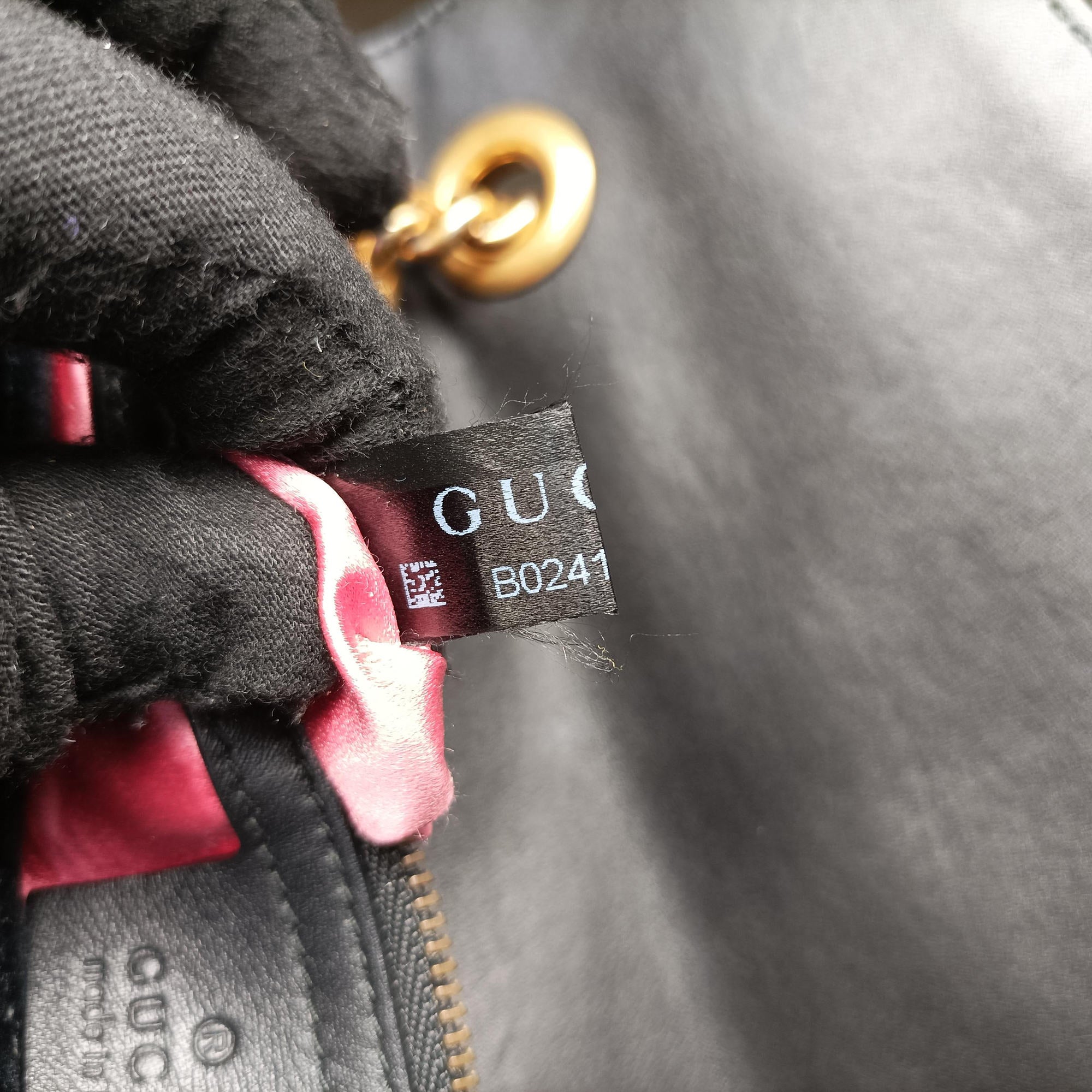 Pre-owned Gucci GG Marmont Black velour 443497 shoulderbag | stylenewstar
