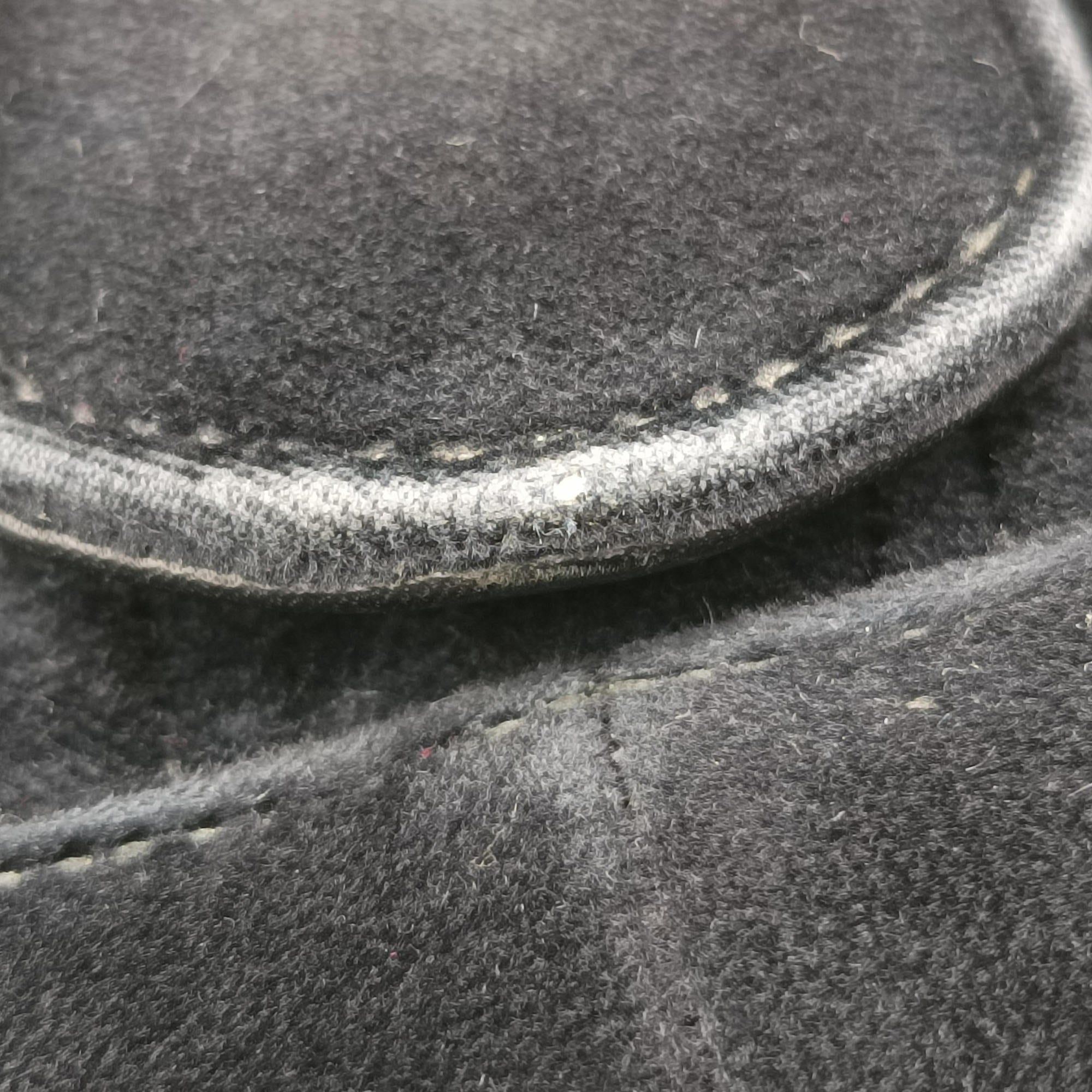 Pre-owned Gucci GG Marmont Black velour 443497 shoulderbag | stylenewstar