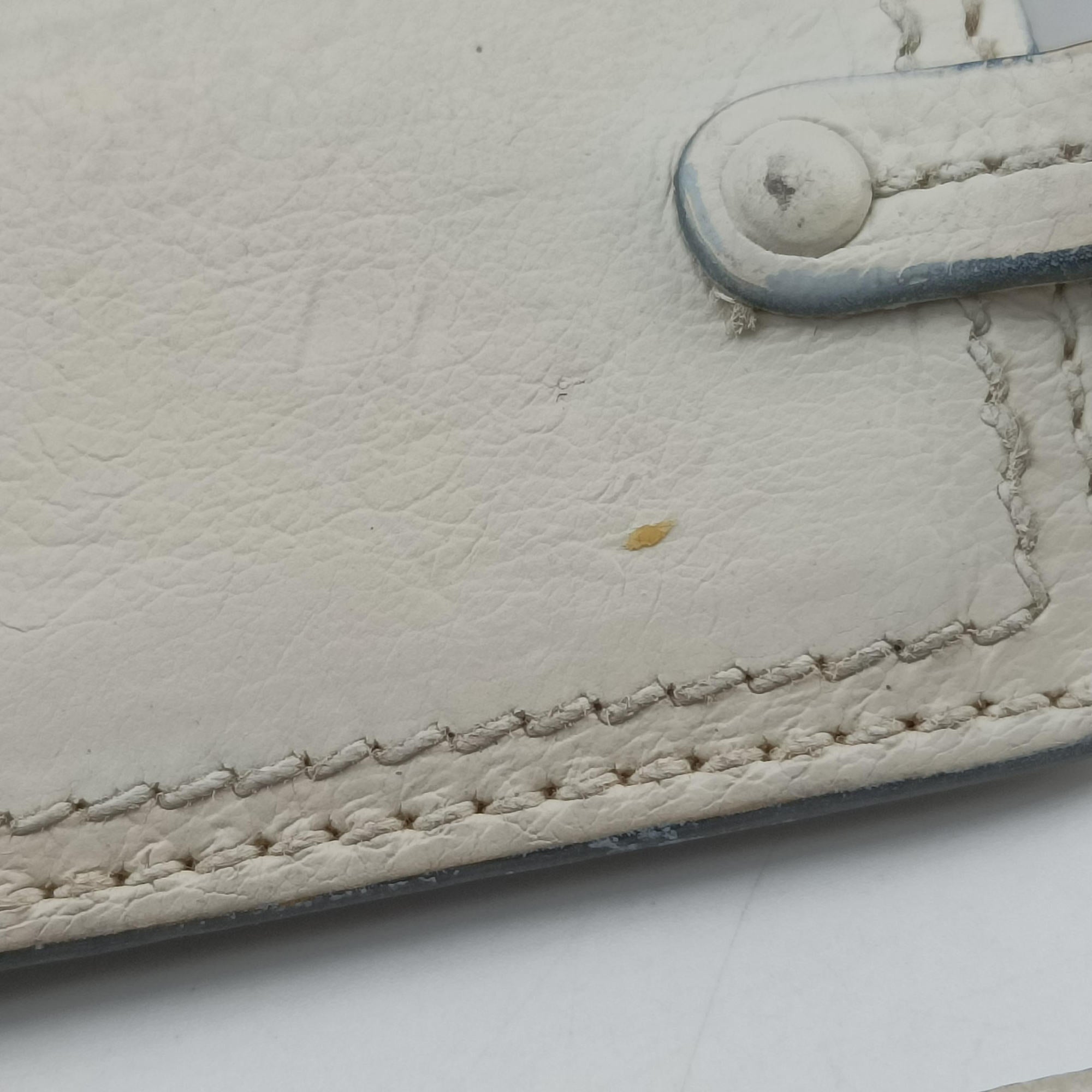 Pre-owned Prada Etiquette White Leather 1BD082 shoulderbag | stylenewstar
