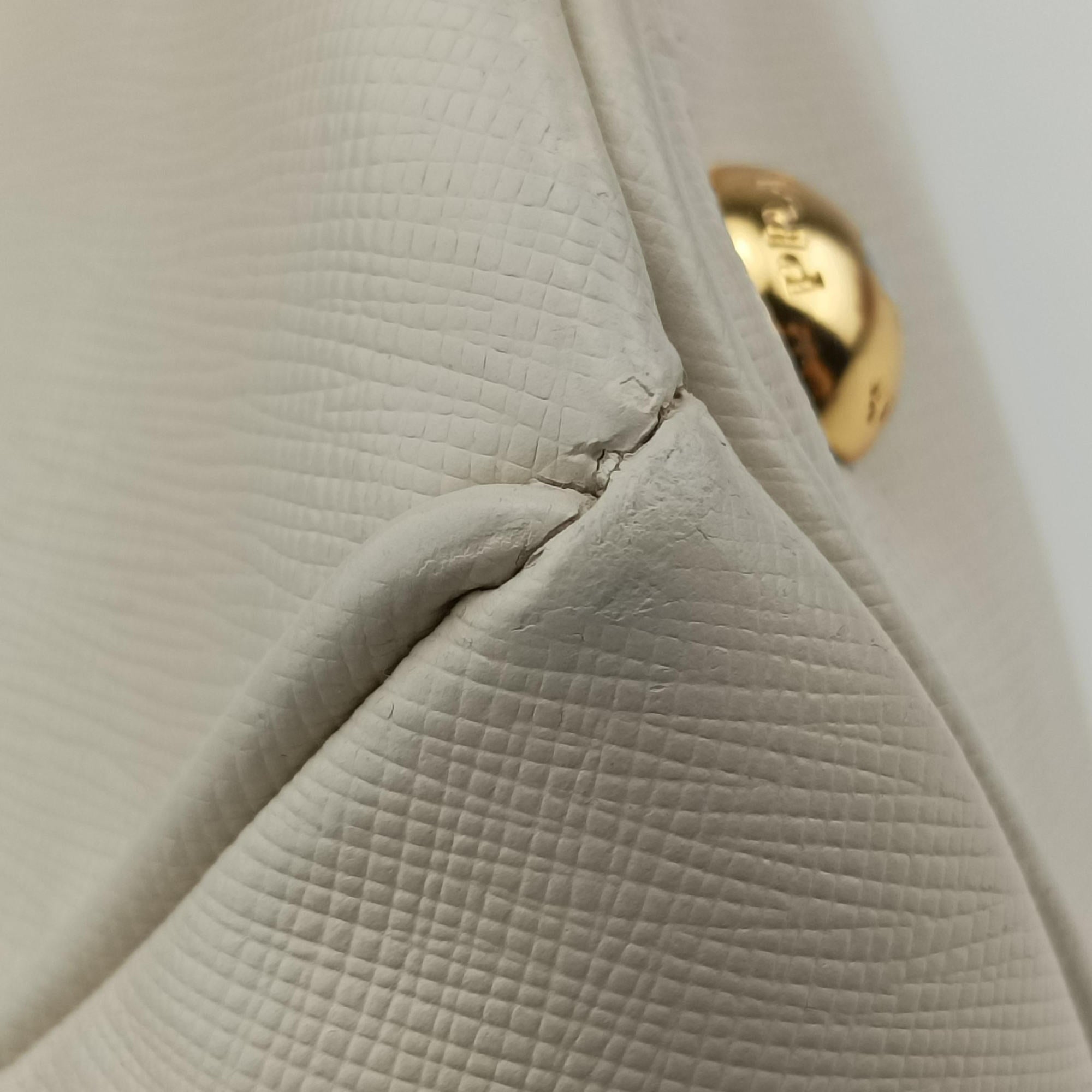Pre-owned Prada Galleria White SAFFIANO Leather BN1801 shoulderbag | stylenewstar