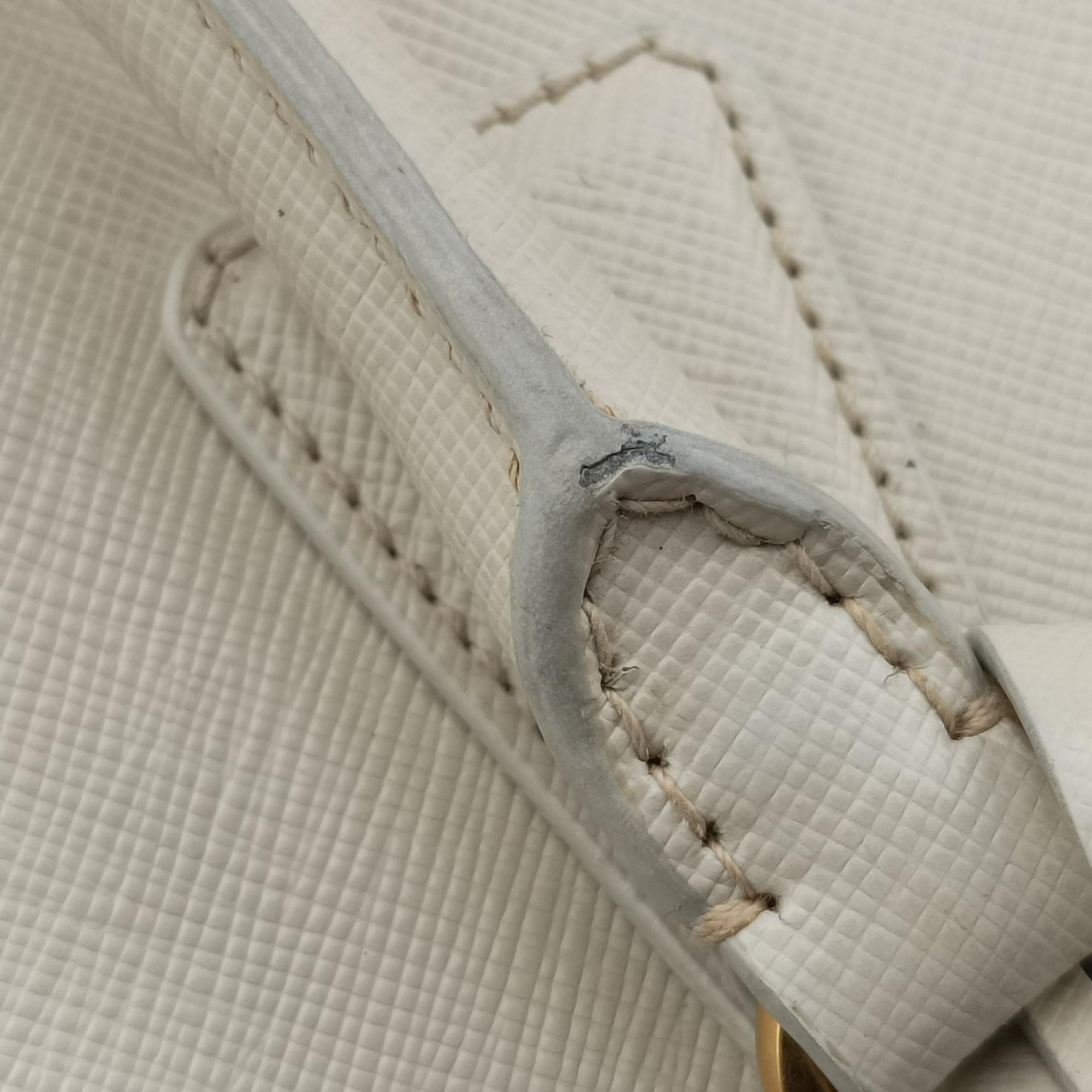 Pre-owned Prada Galleria White SAFFIANO Leather BN1801 shoulderbag | stylenewstar