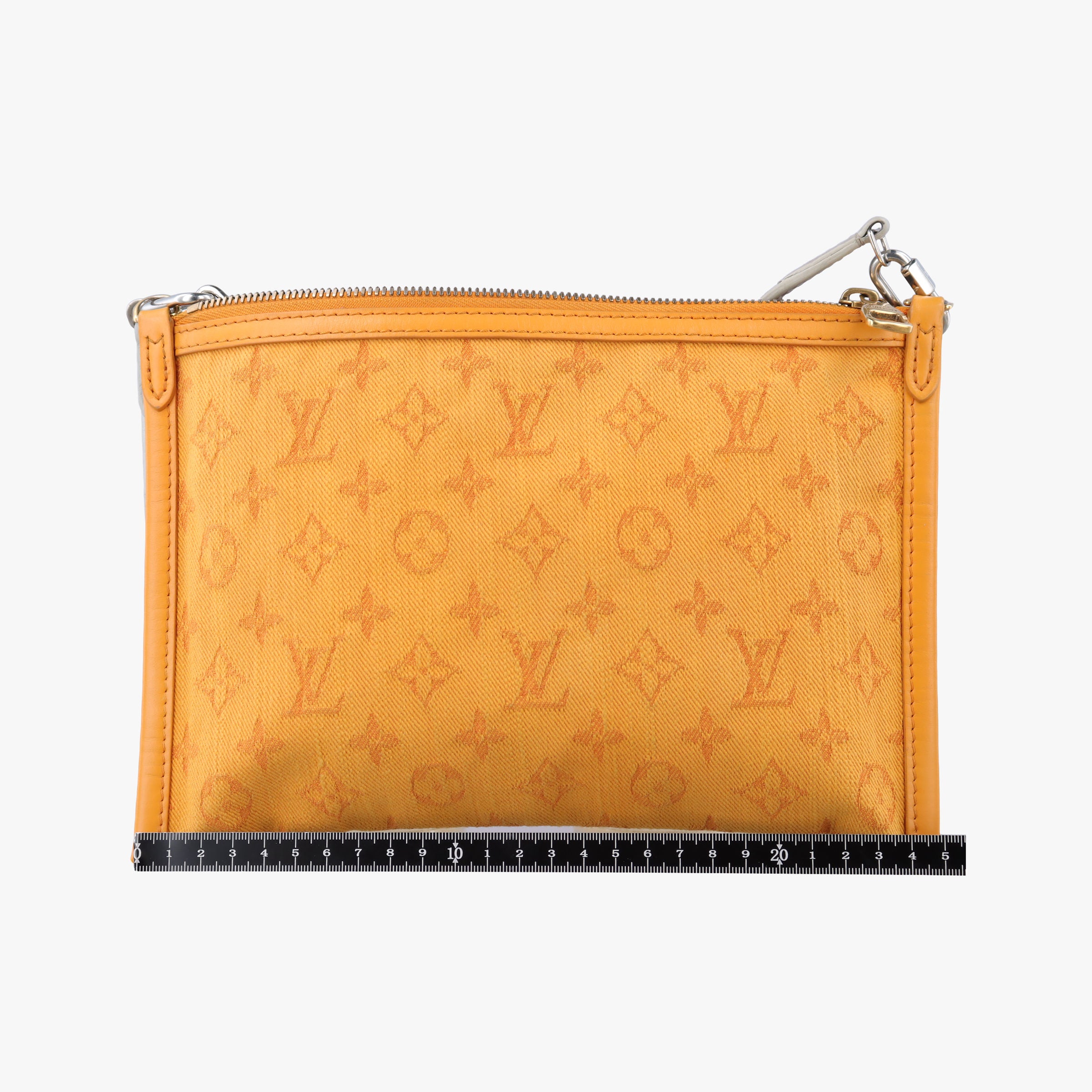 Secondhand Louis Vuitton Flat Messenger White×orange White Monogram Canvas x Ocher Monogram Denim M44640 shoulderbag | stylenewstar
