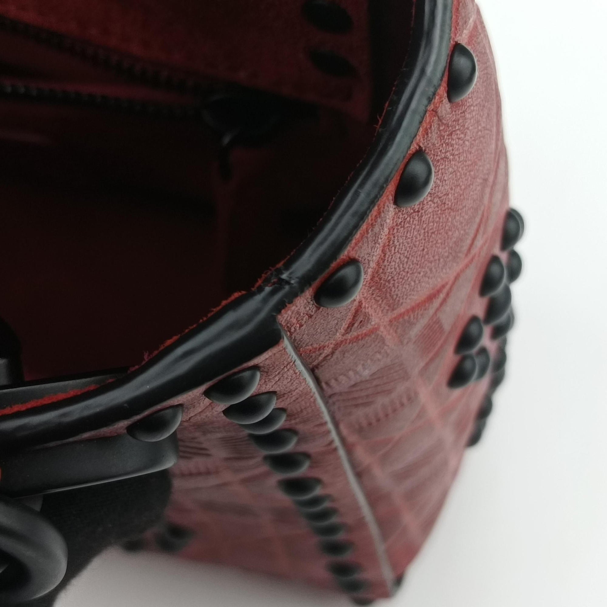 Secondhand Christian Dior Lady Dior Red Leather  shoulderbag | stylenewstar