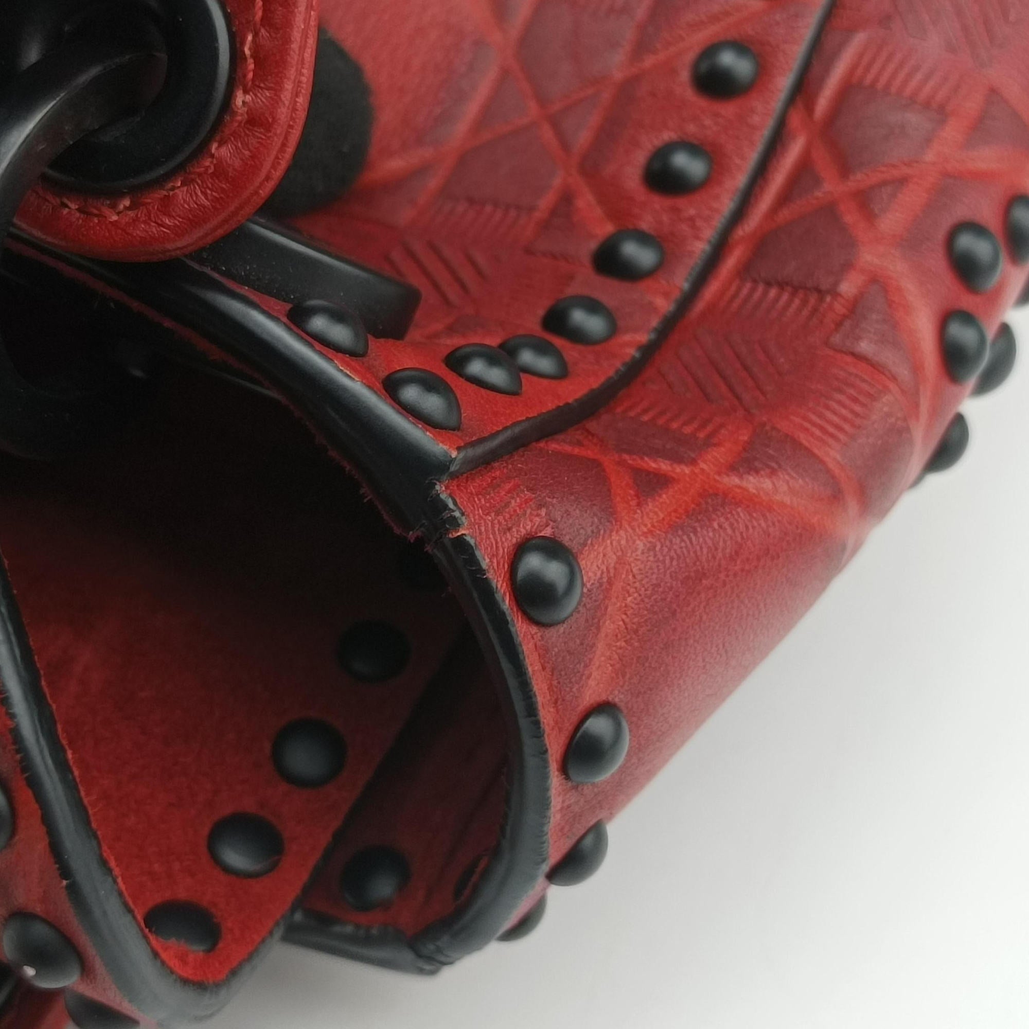 Secondhand Christian Dior Lady Dior Red Leather  shoulderbag | stylenewstar