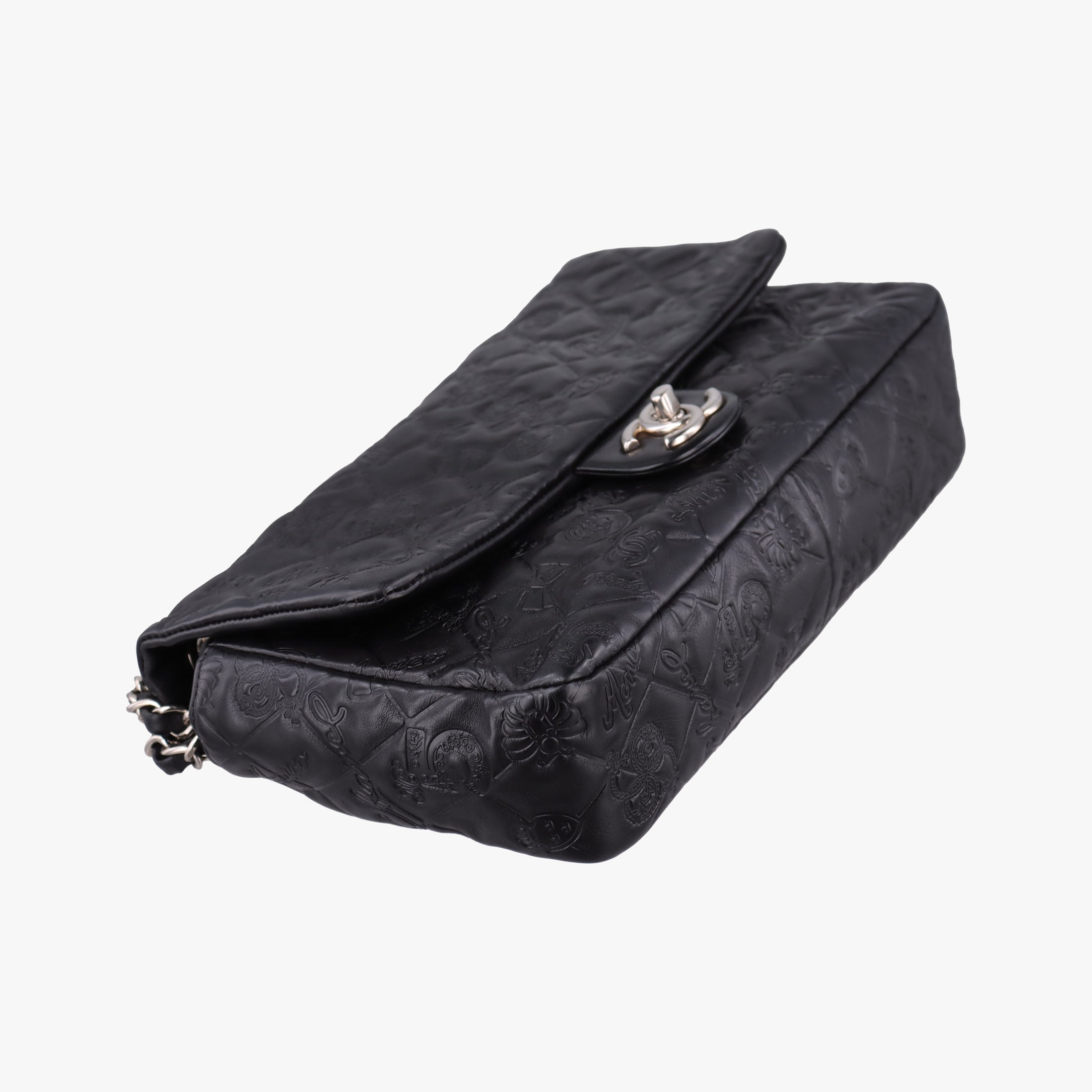 Pre-owned Chanel Matelasse coco mark Black lambskin A49756 shoulderbag | stylenewstar