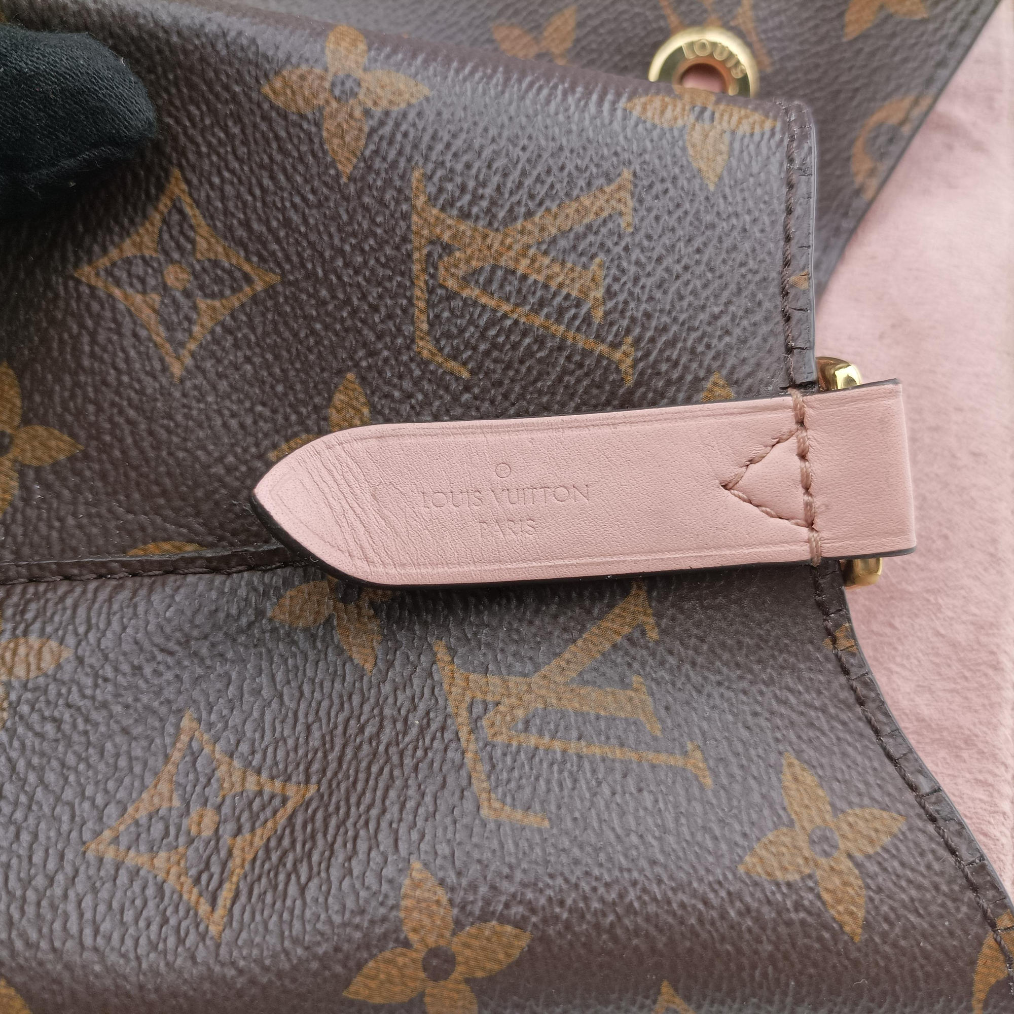 Vintage Louis Vuitton NeoNoe BROWN×Rose Poodle Monogram Canvas M44022 shoulderbag | stylenewstar