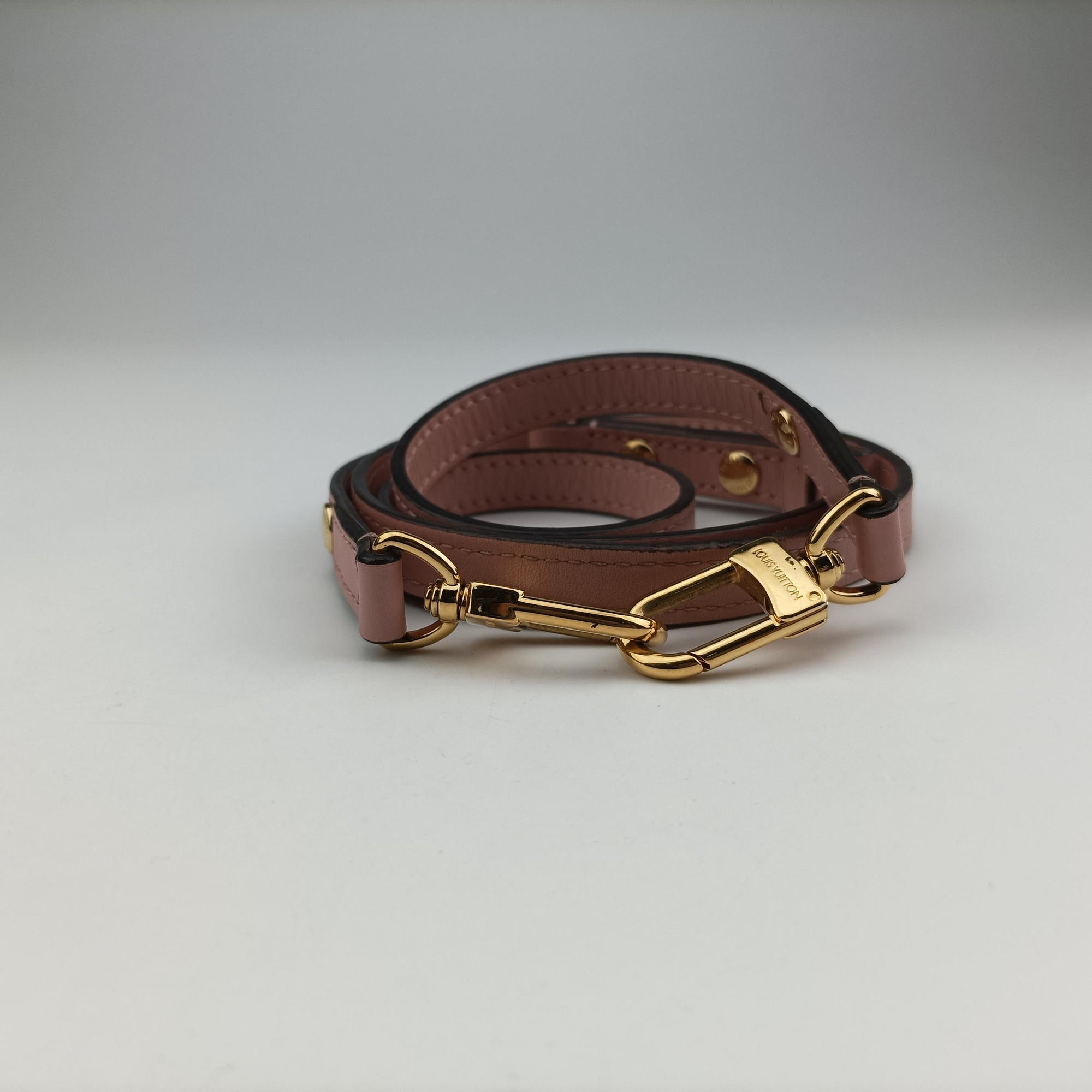 Vintage Louis Vuitton NeoNoe BROWN×Rose Poodle Monogram Canvas M44022 shoulderbag | stylenewstar