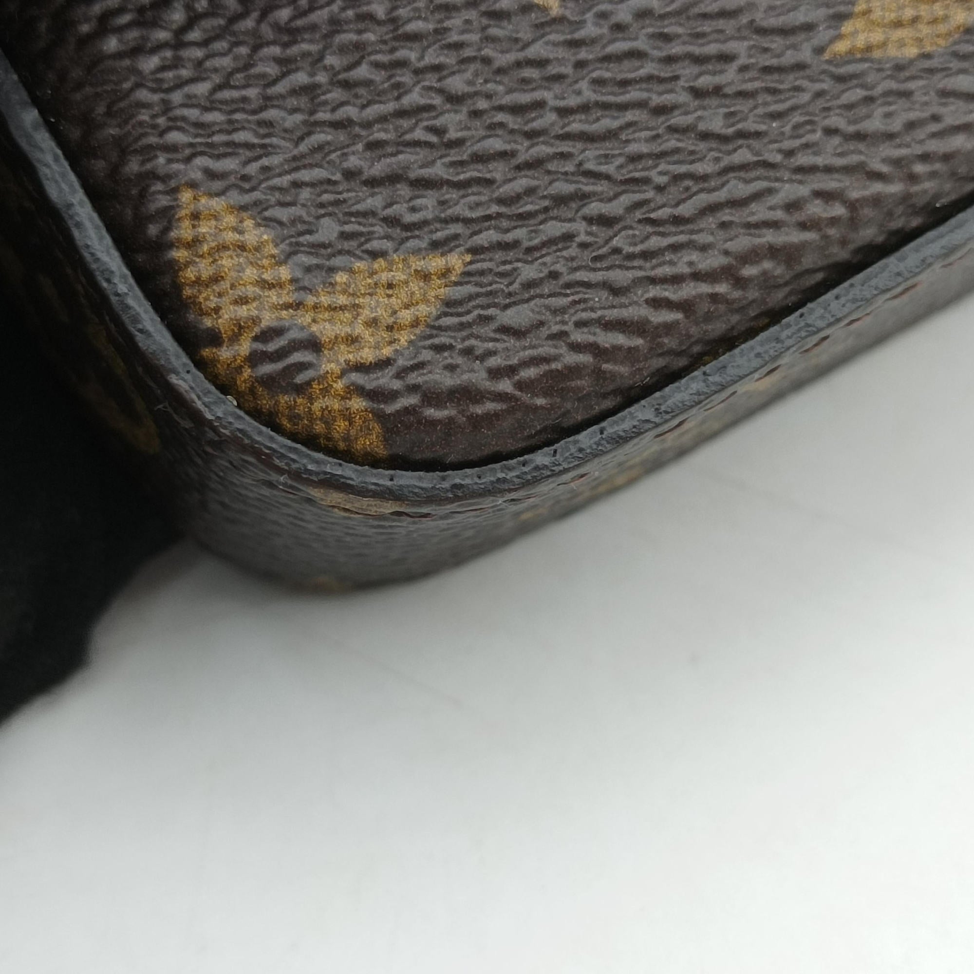 Pre-owned Louis Vuitton Love Lock Pochette Felicie Brown Monogram × Fuchsia Monogram PVC Coated Canvas M63999 shoulderbag | stylenewstar