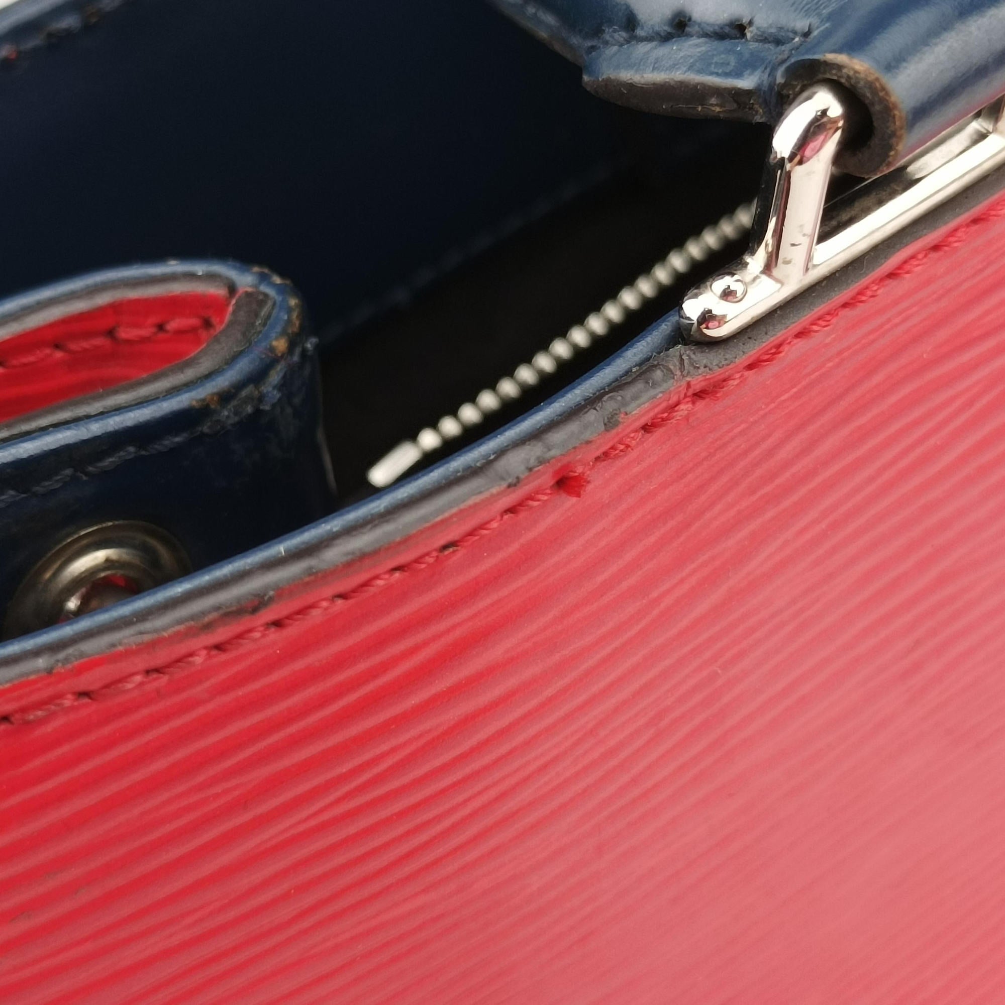 Pre-owned Louis Vuitton Kleber PM Red×Blue epi M51333 shoulderbag | stylenewstar