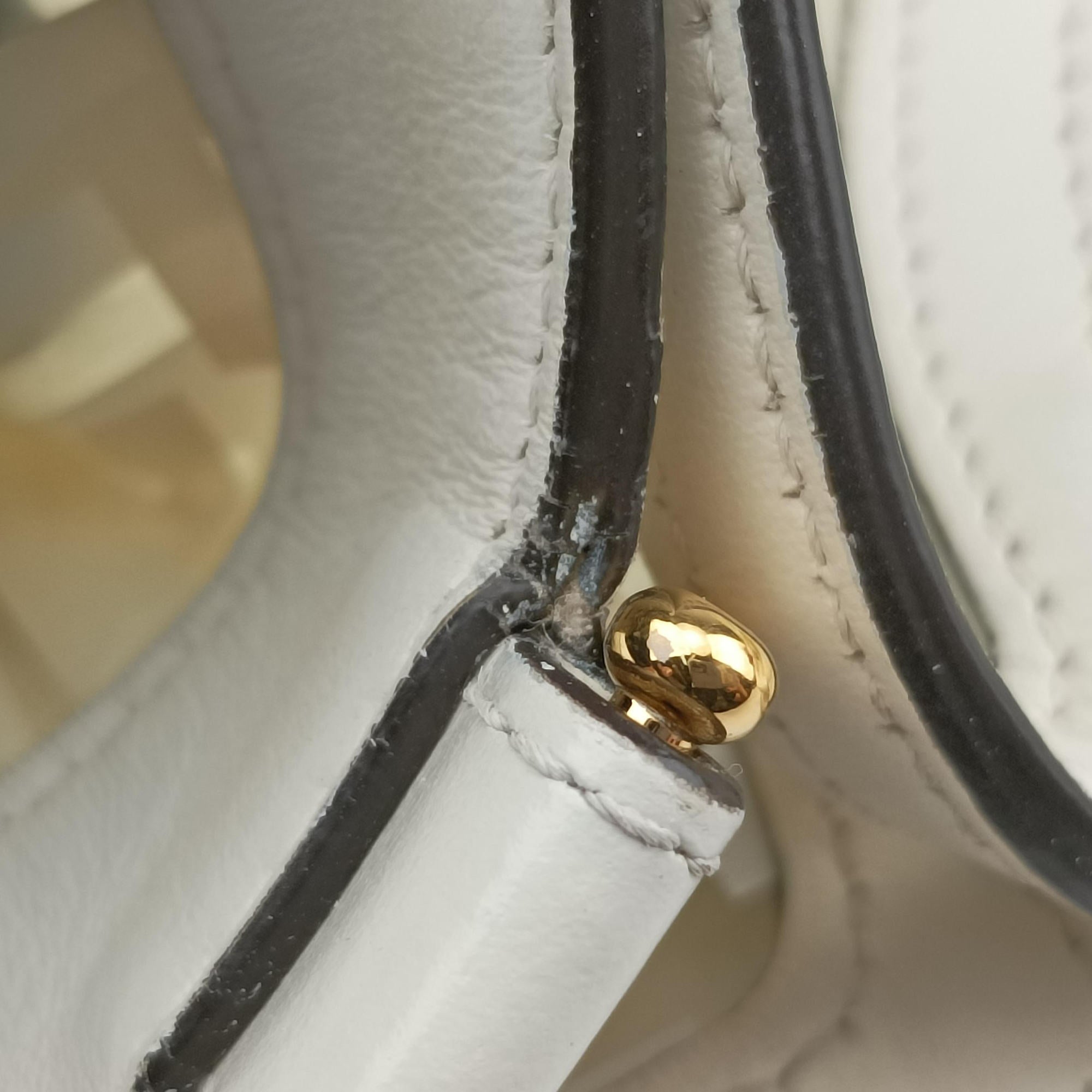 Secondhand Fendi Runaway Shopper White PVC coated canvas 8BH360 shoulderbag | stylenewstar