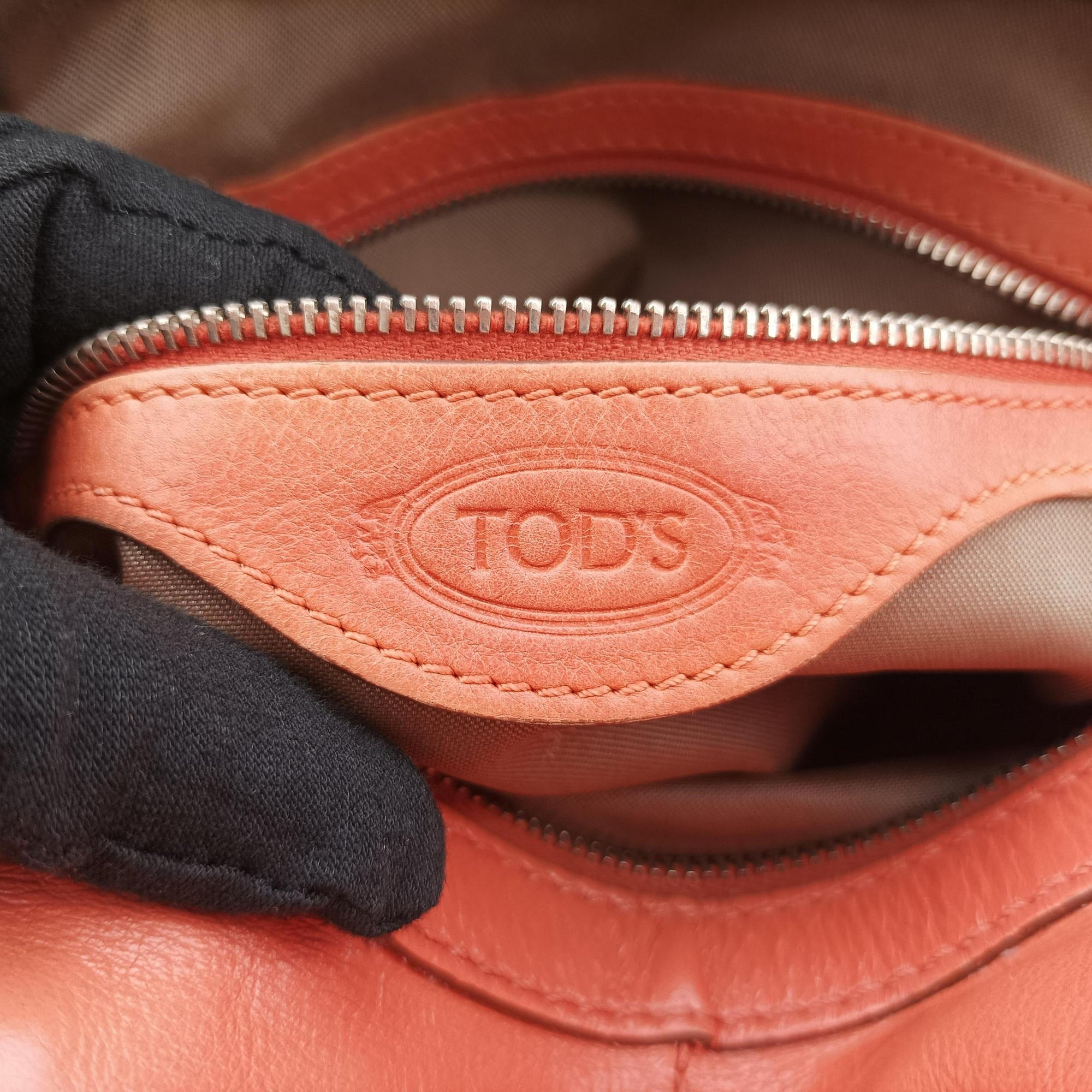 Pre-owned TODS G-LINE Orange Leather  shoulderbag | stylenewstar