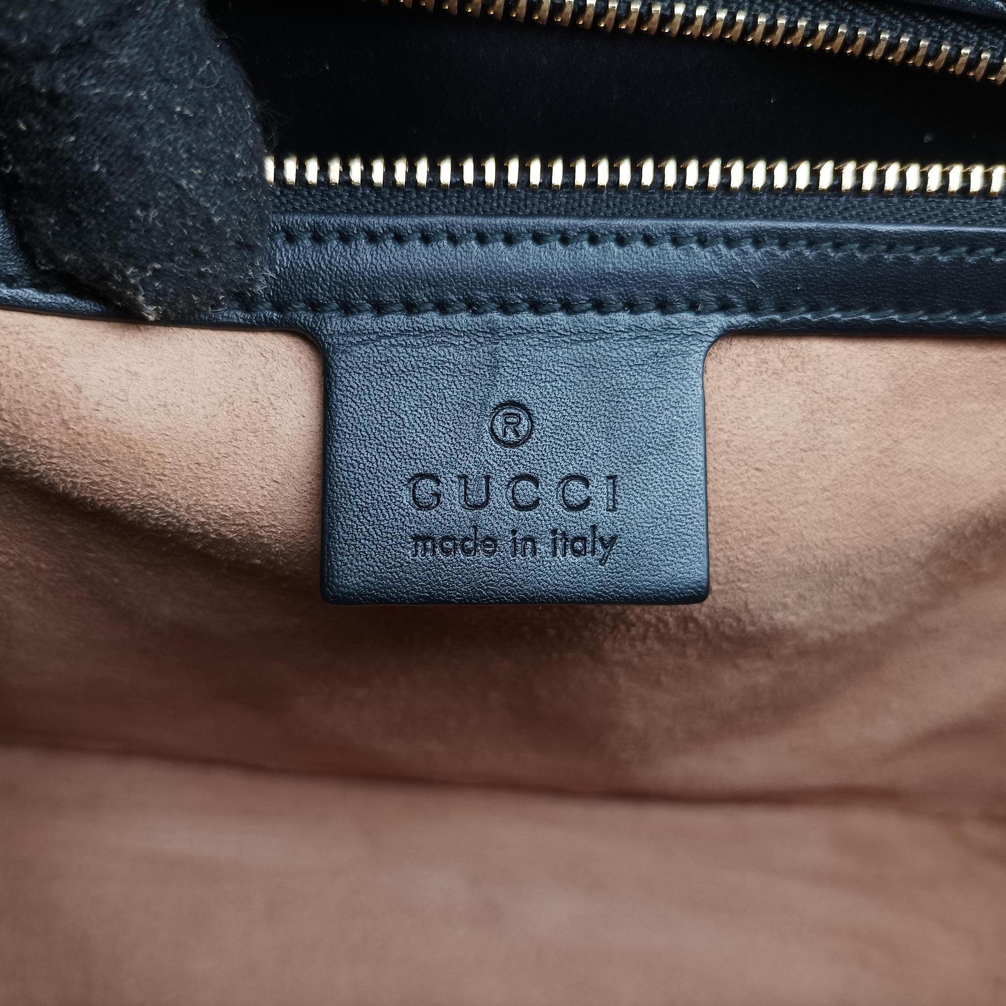 Pre-owned Gucci Sylvie Black×green×red Leather 421882 shoulderbag | stylenewstar