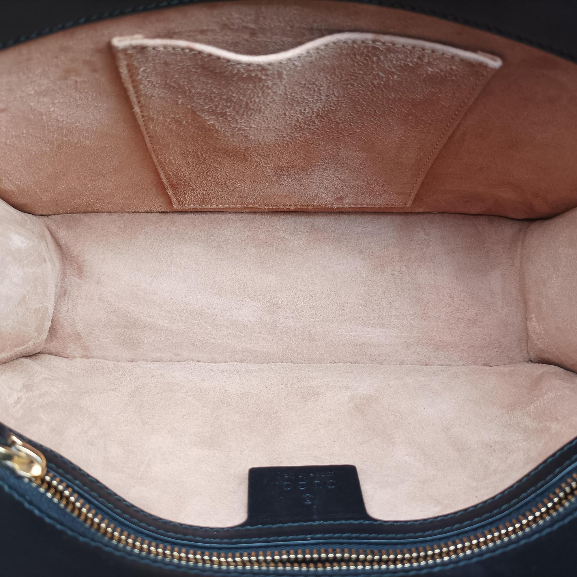 Pre-owned Gucci Sylvie Black×green×red Leather 421882 shoulderbag | stylenewstar