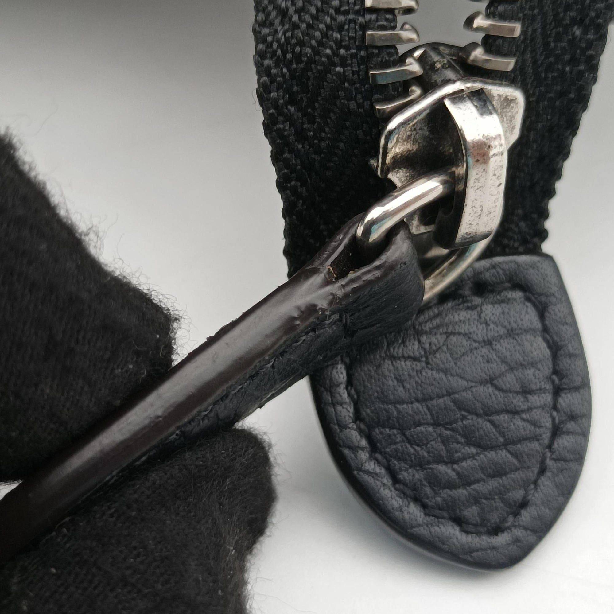 Pre-owned Celine Luggage nano Shopper Black Leather  shoulderbag | stylenewstar