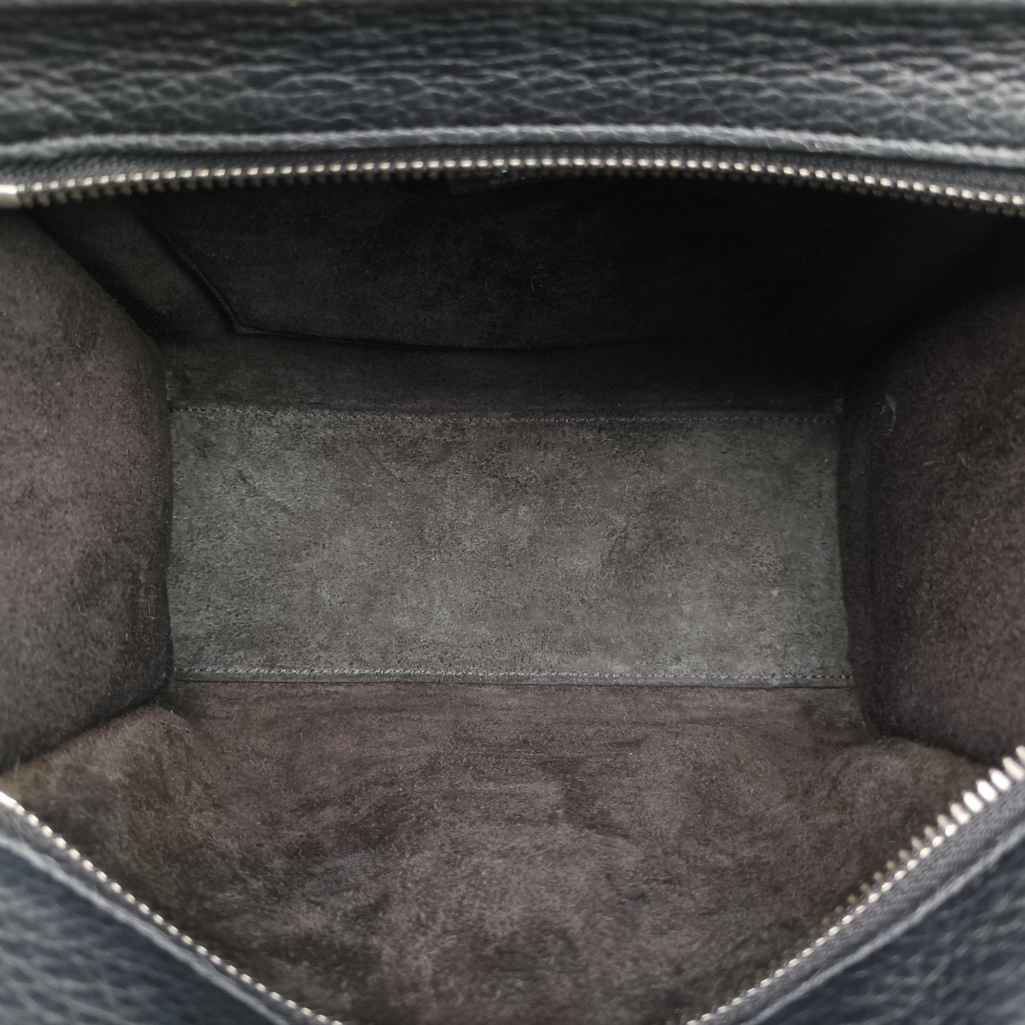 Pre-owned Celine Luggage nano Shopper Black Leather  shoulderbag | stylenewstar