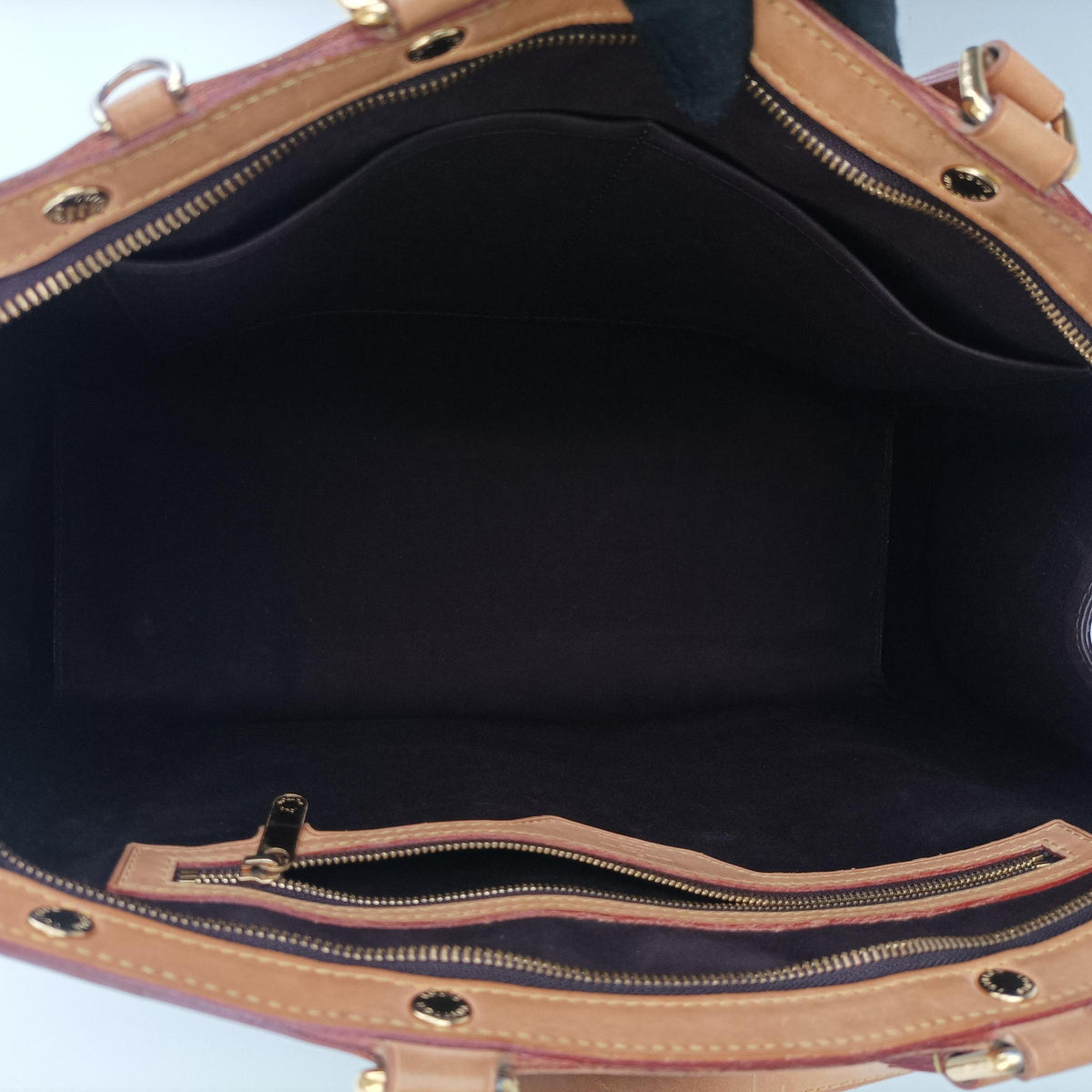 Vintage Louis Vuitton Brea MM ROUGE FAUVISTE Vernis M91690 shoulderbag | stylenewstar