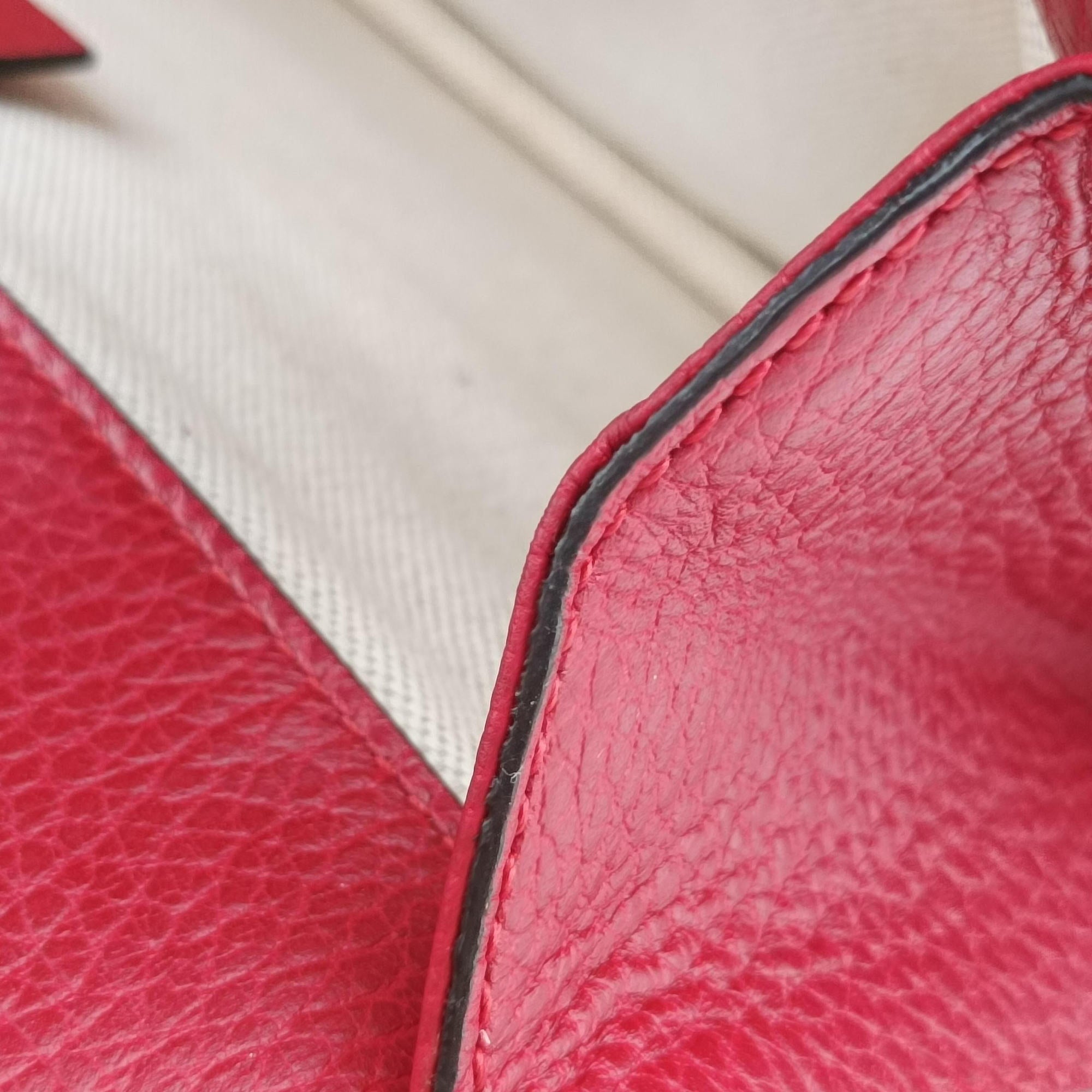 Secondhand Gucci Dionysus Red Leather 400249 shoulderbag | stylenewstar