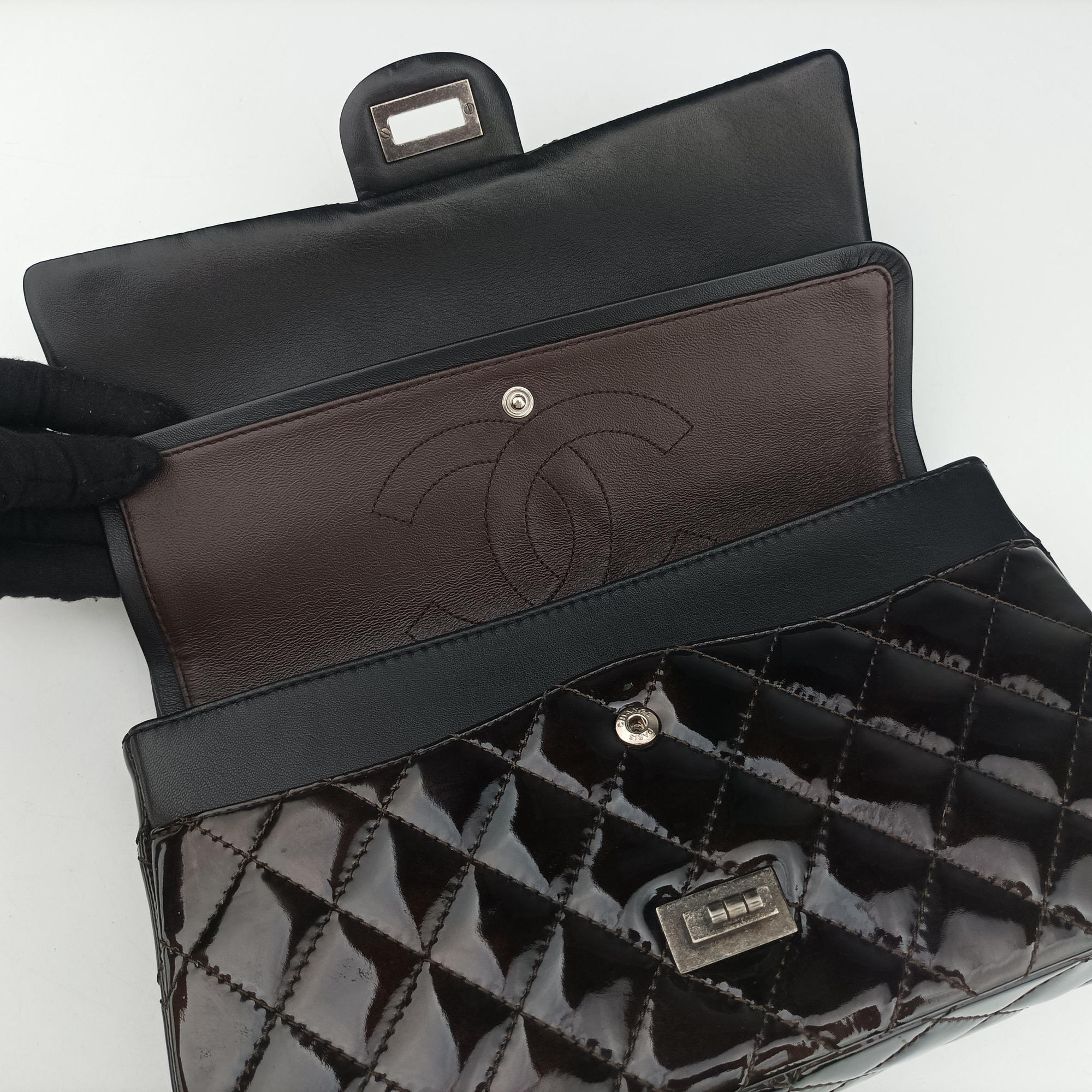 Vintage Chanel 2.55 double flap Matelasse Burgundy Patent Leather A37587 shoulderbag | stylenewstar