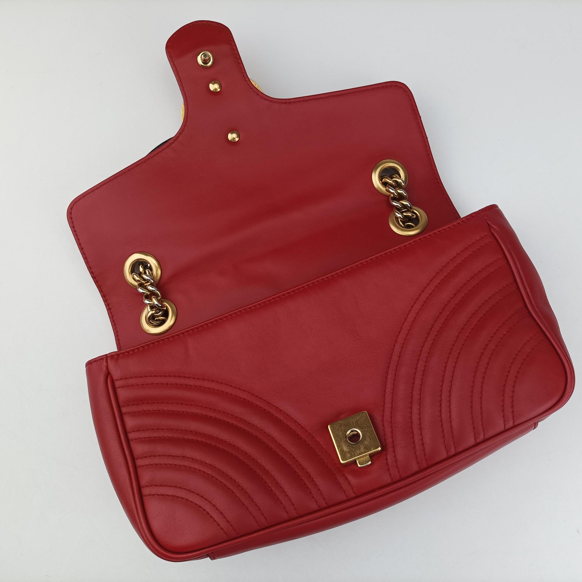 Pre-owned Gucci GG Marmont Red Leather 443497 shoulderbag | stylenewstar