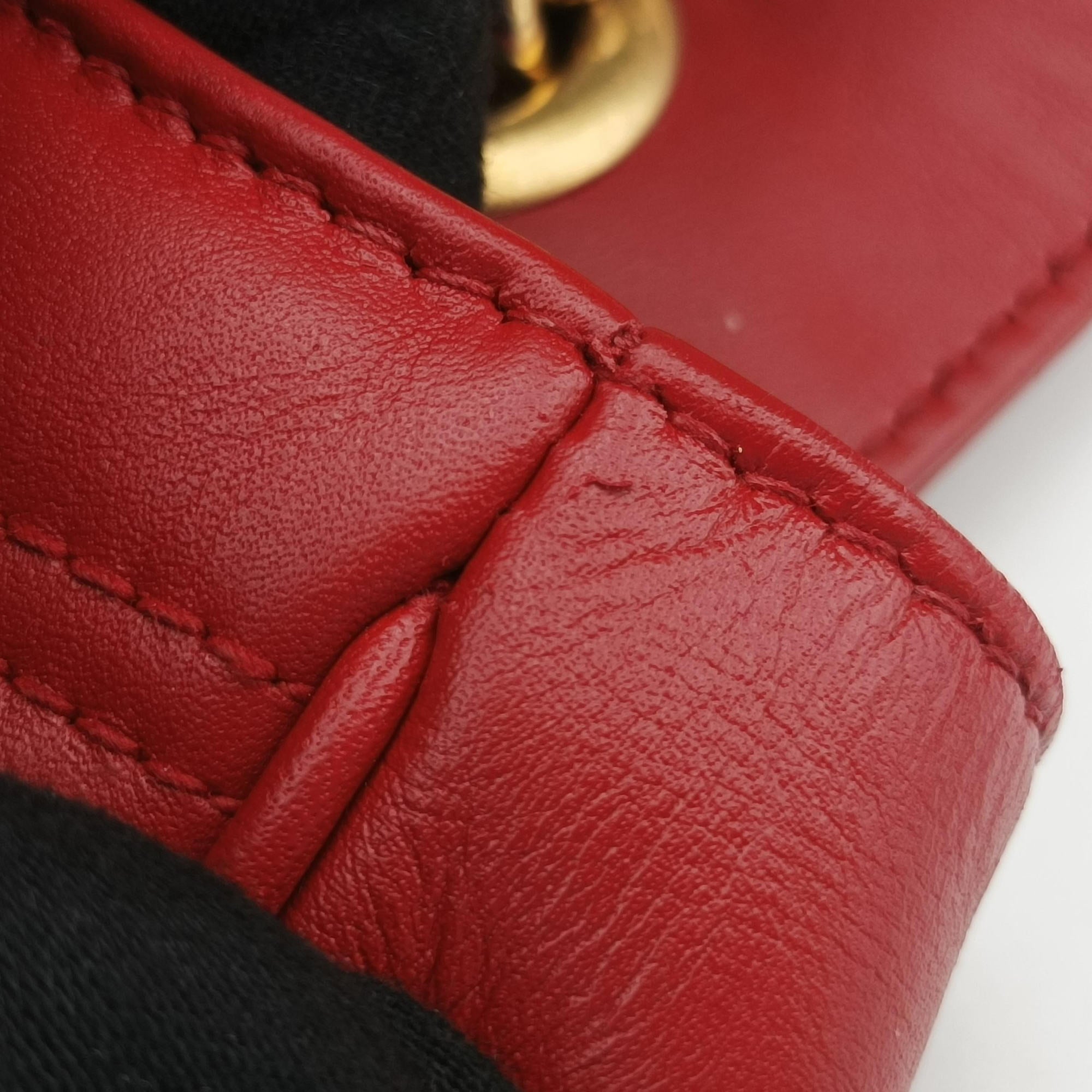 Pre-owned Gucci GG Marmont Red Leather 443497 shoulderbag | stylenewstar