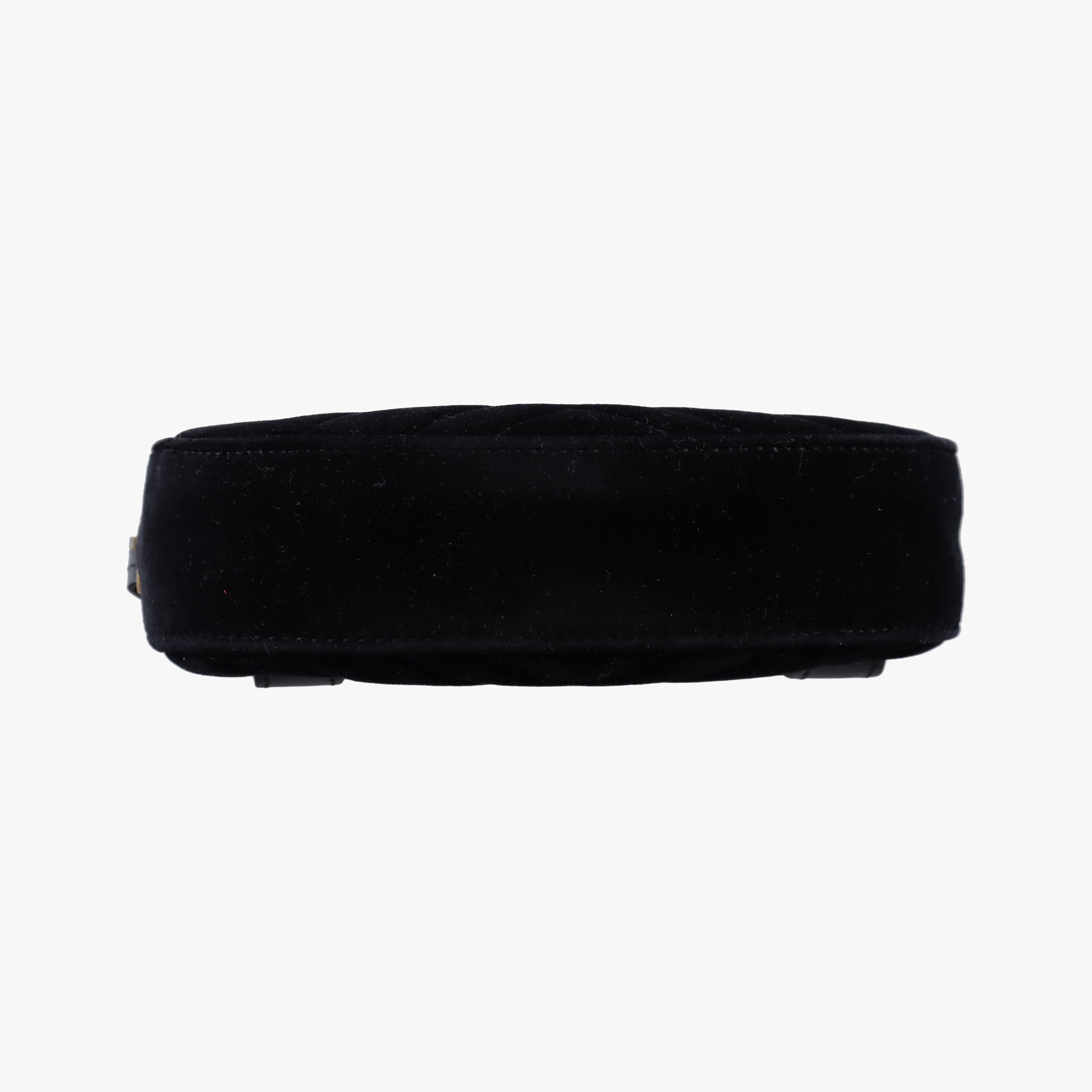 Pre-owned Gucci GG Marmont Black velour 476434 bum bag/waist bag | stylenewstar