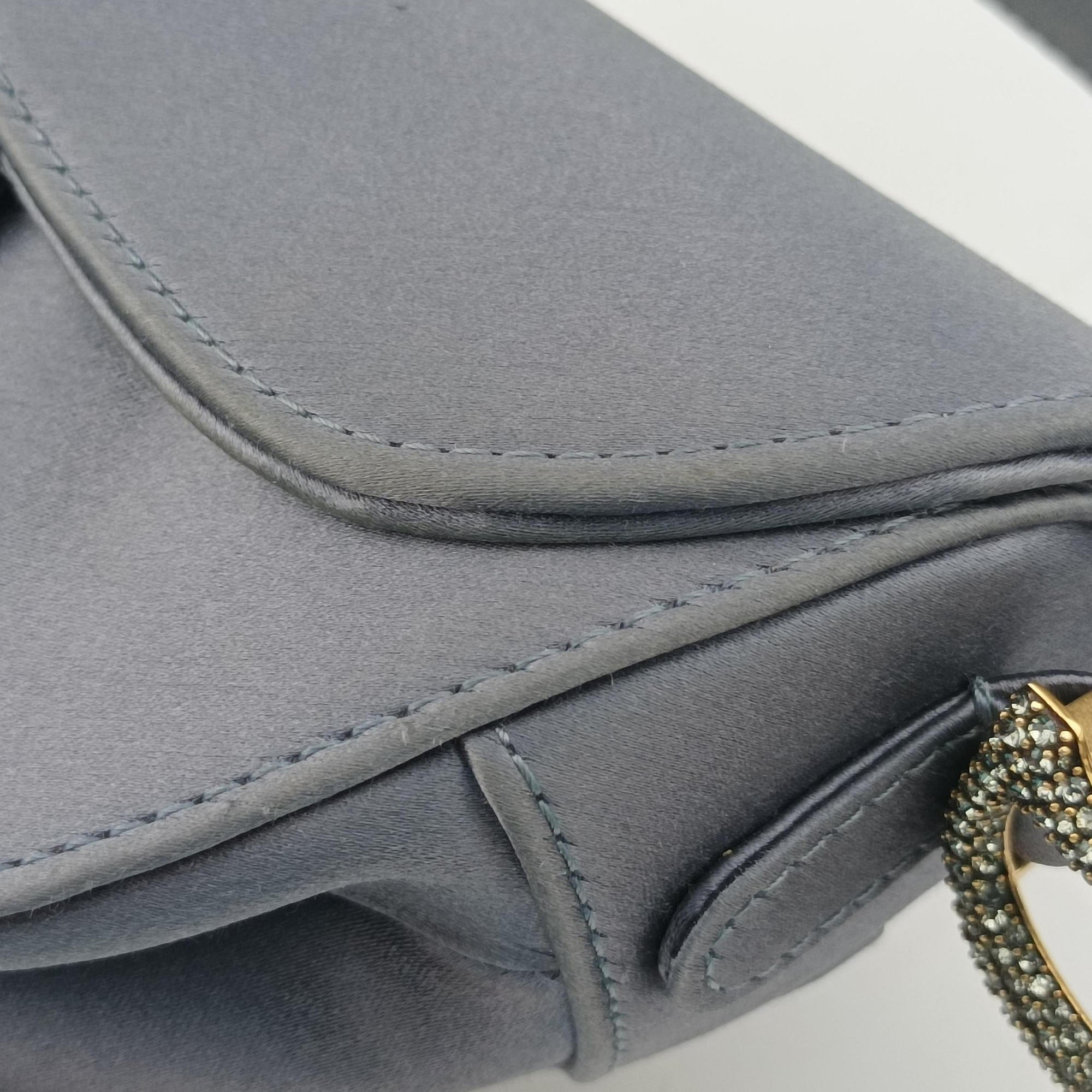 Pre-owned Christian Dior Saddle Purple silk  handbag | stylenewstar