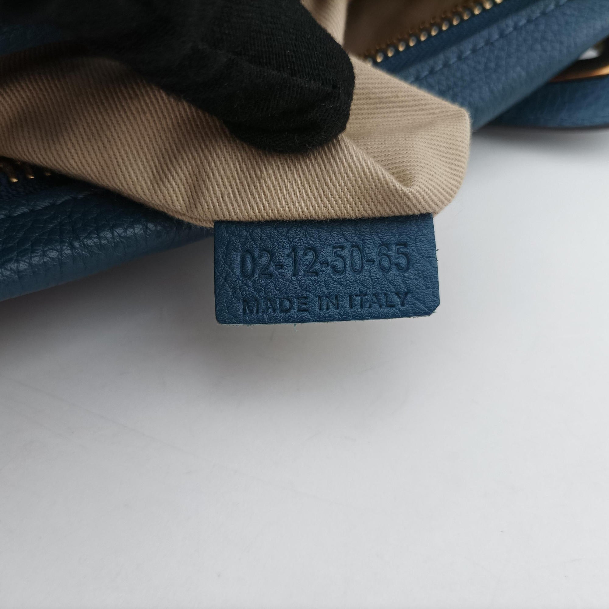 Pre-owned Chloe Paraty Blue Leather  shoulderbag | stylenewstar
