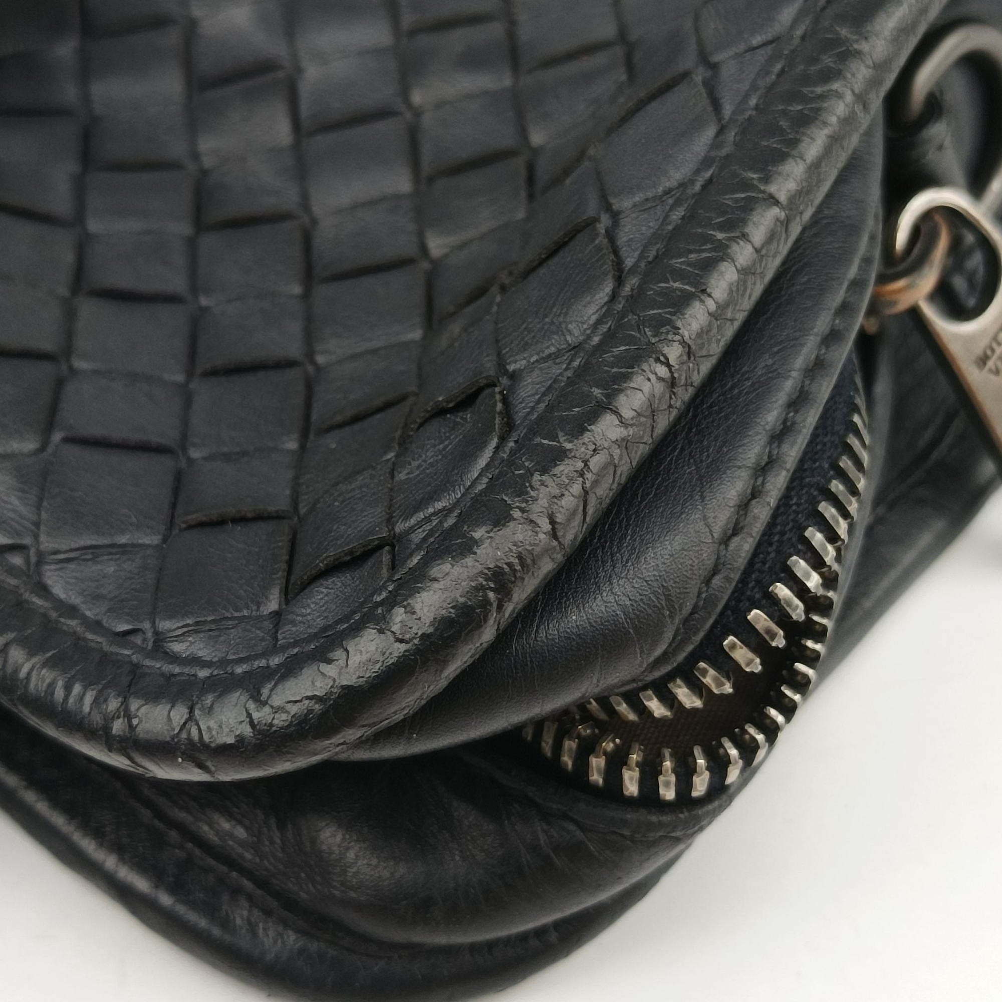 Pre-owned Bottega Veneta Intrecciato Black lambskin  handbag | stylenewstar