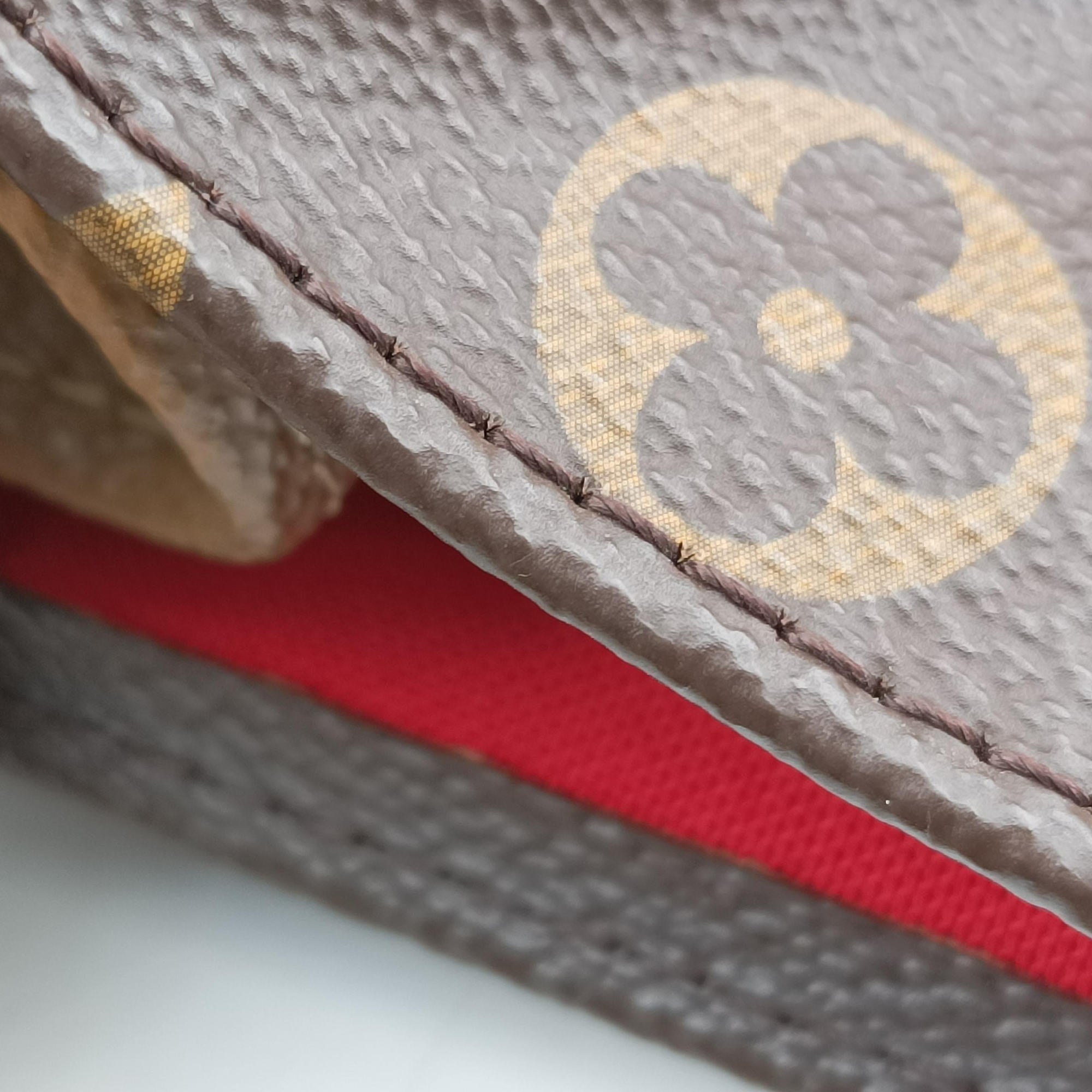 Secondhand Louis Vuitton On the Go GM Brown Monogram Canvas M45320 handbag | stylenewstar